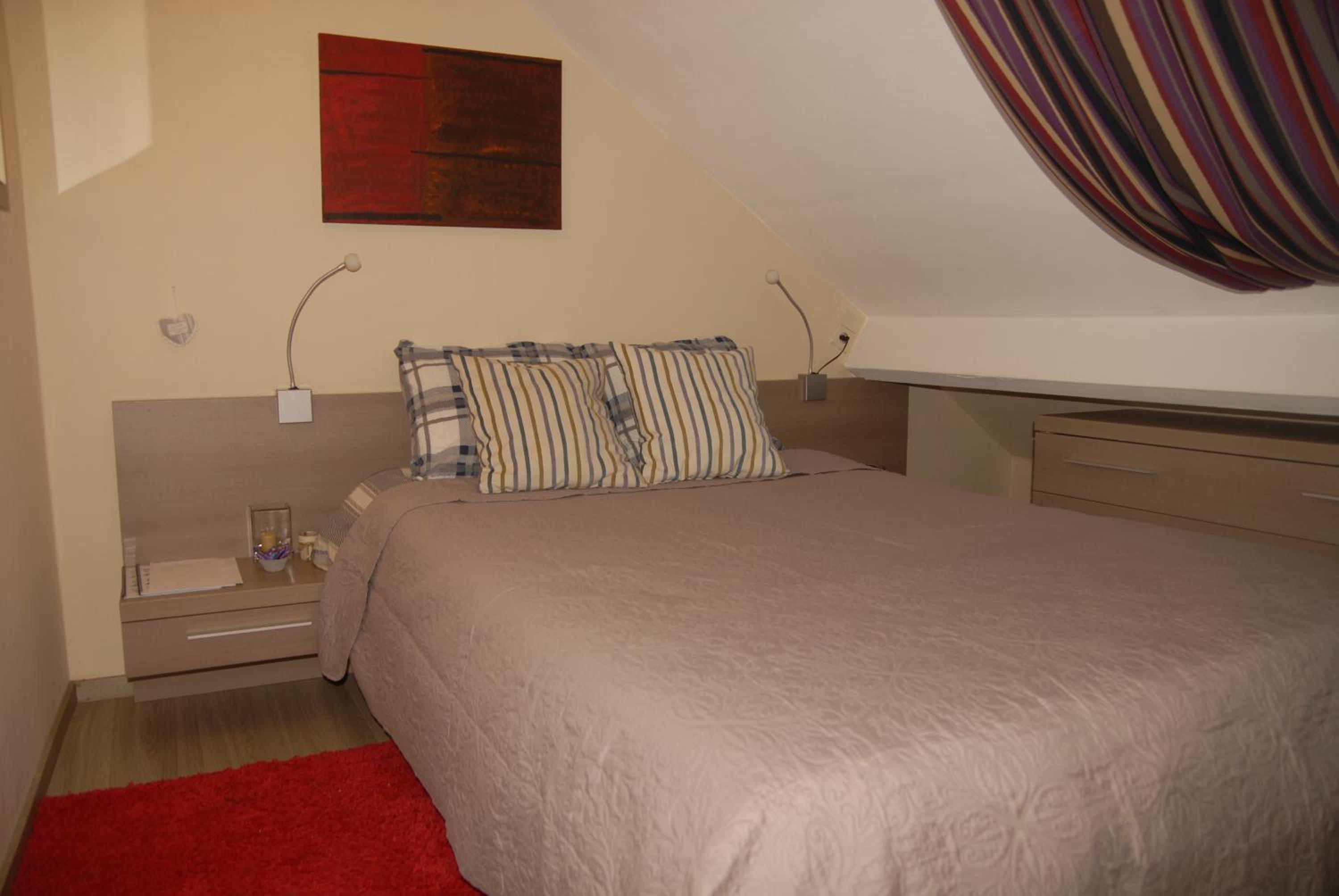 Four-Bedroom House photo 1