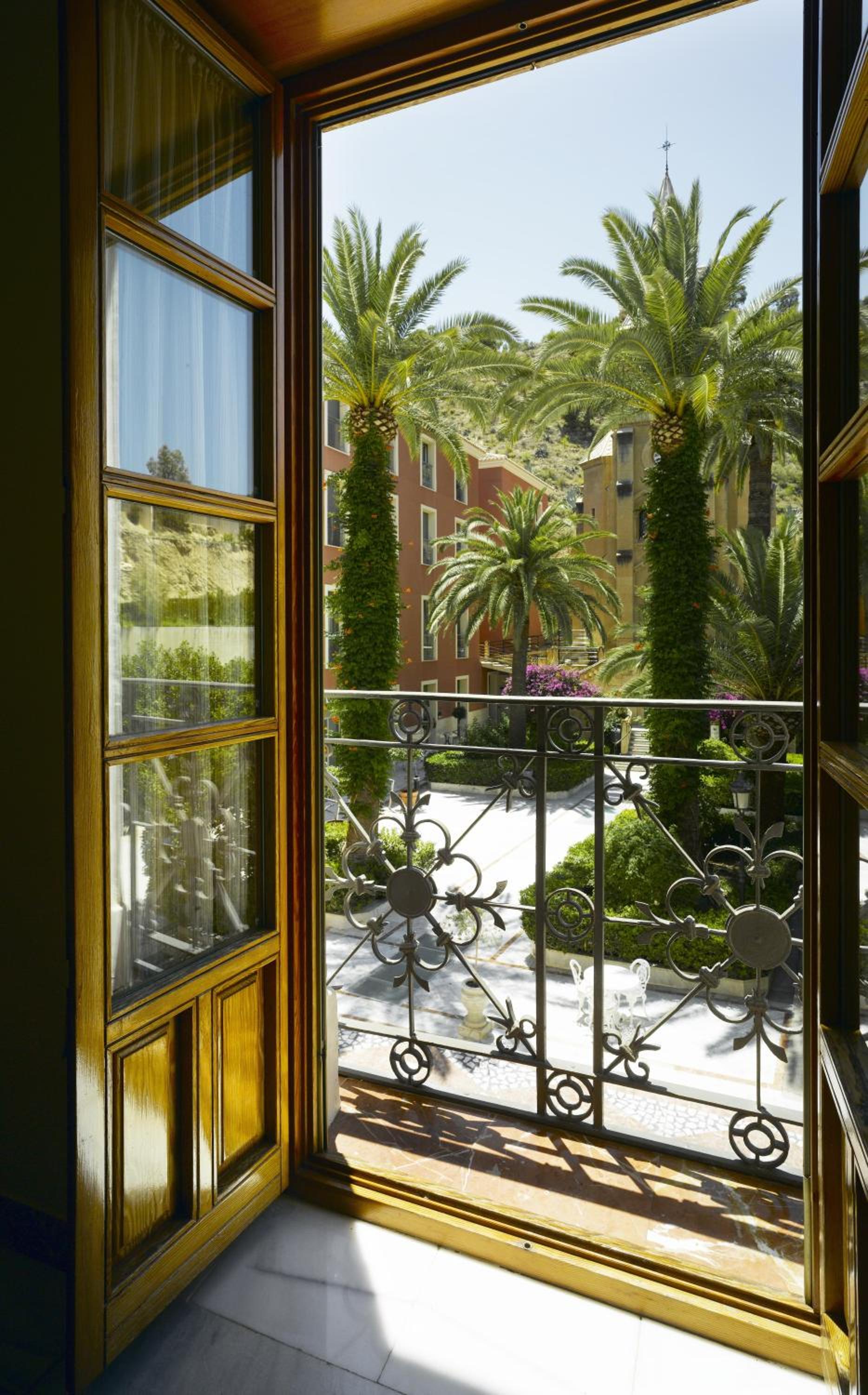Classic Room with Spa Access photo 3