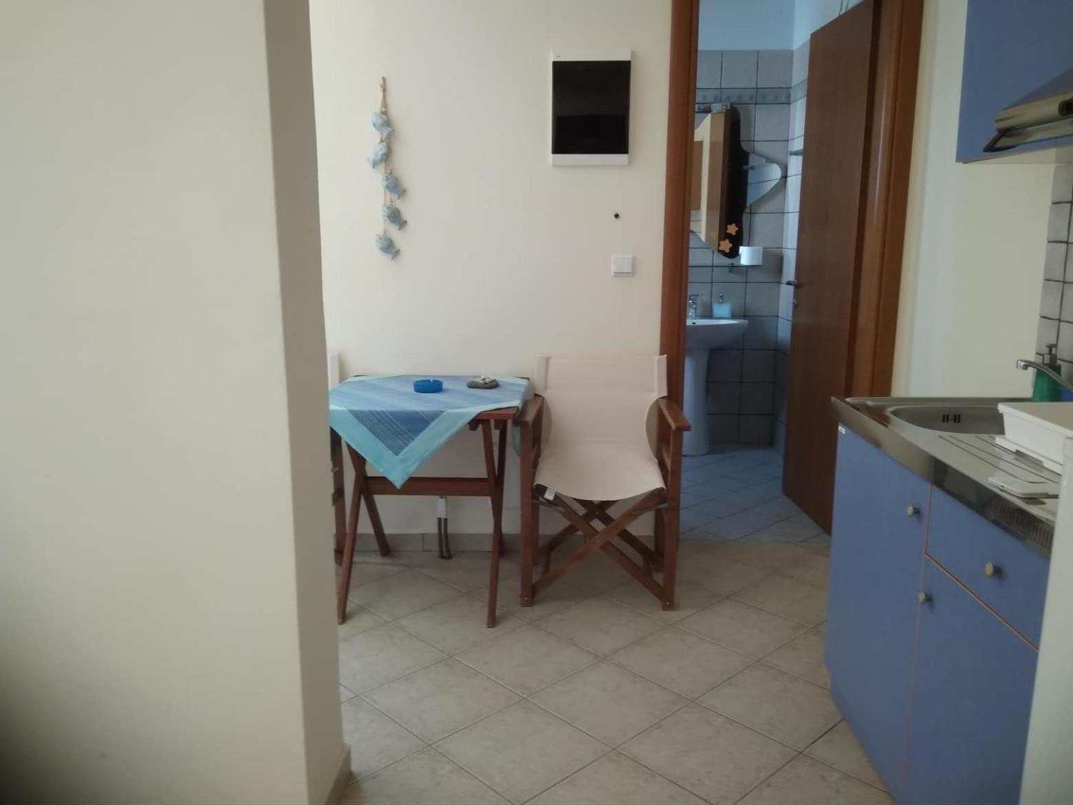 Two-Bedroom House photo 3
