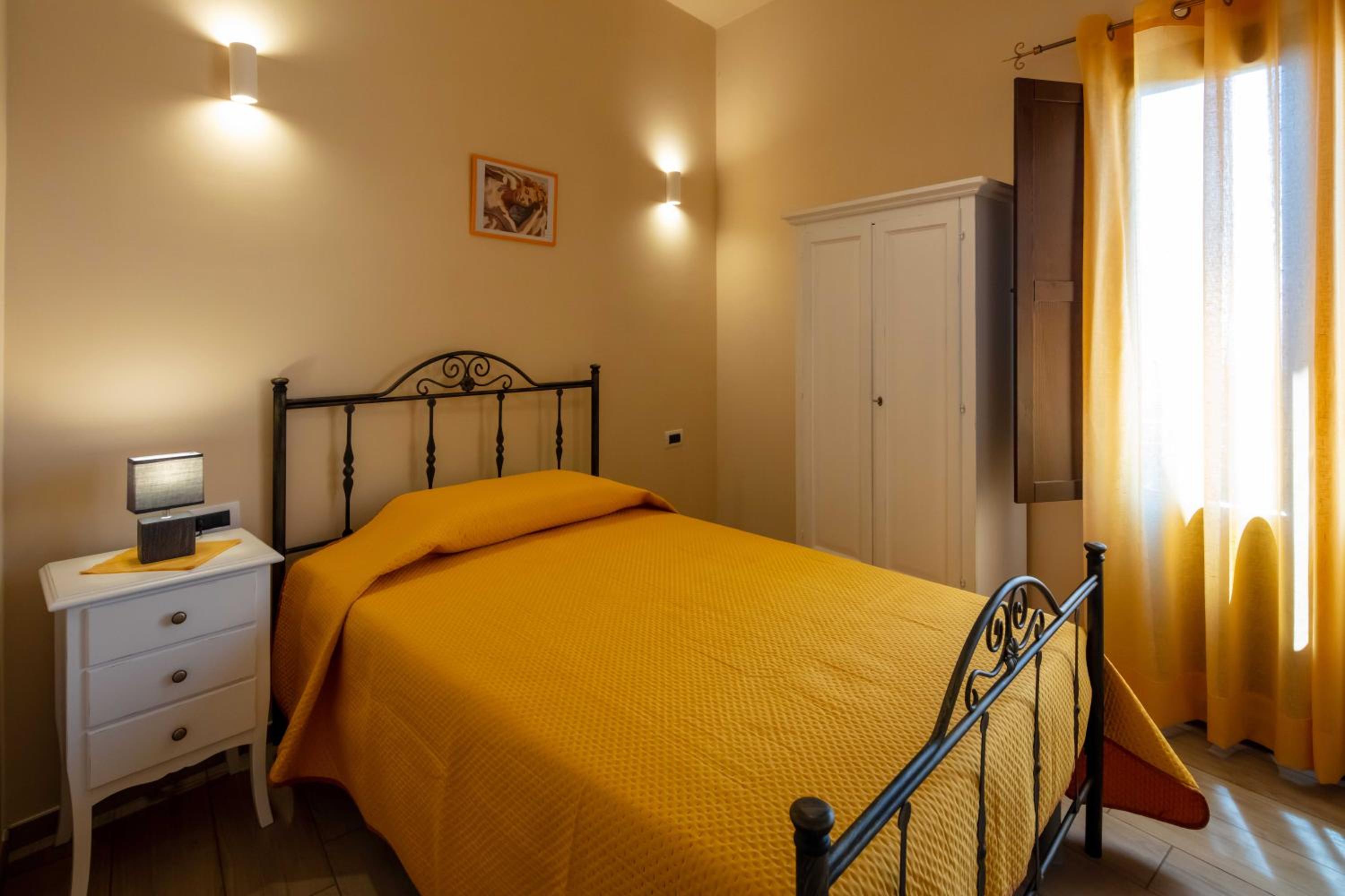Single Room with Balcony photo 1