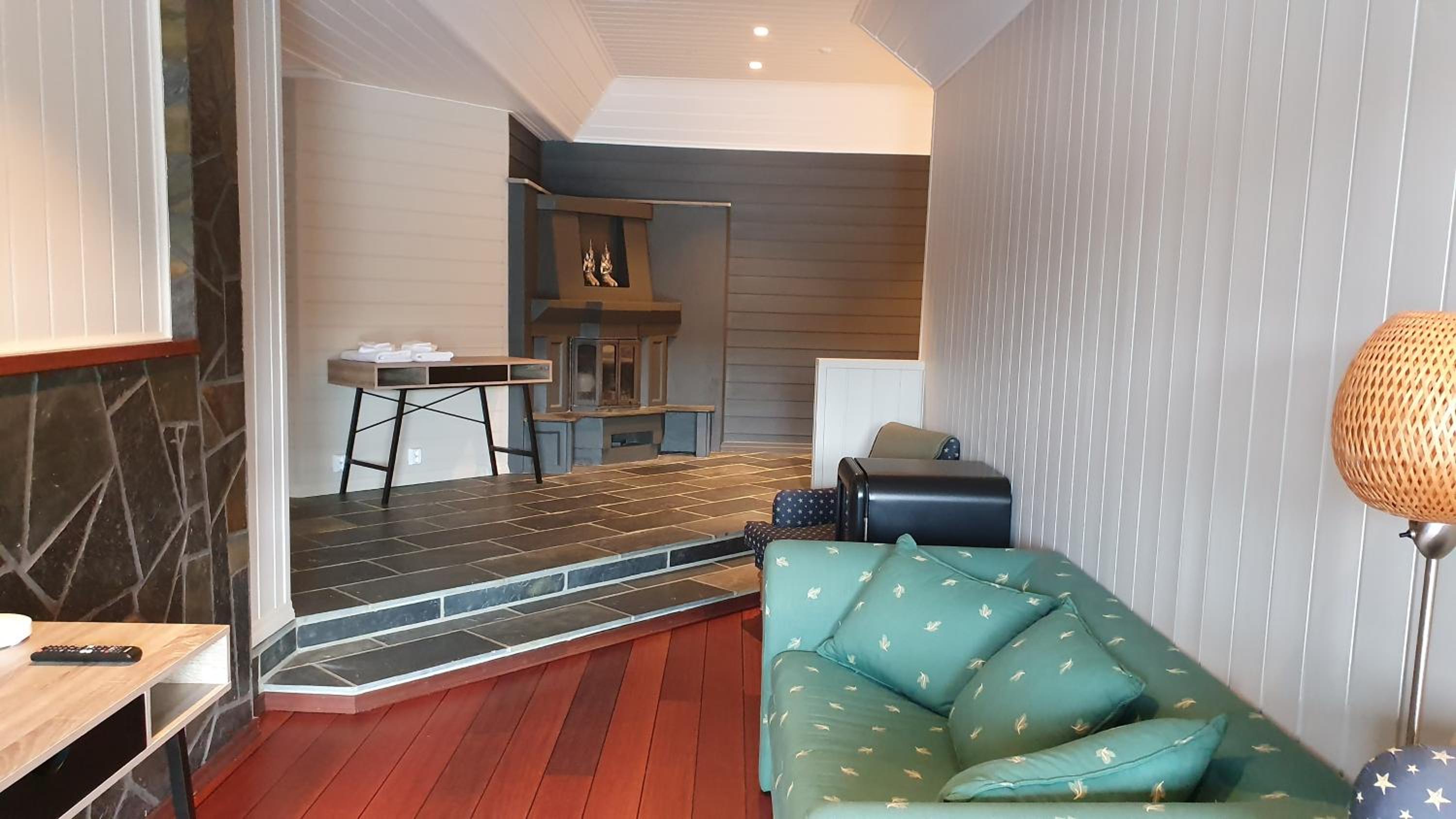 King Room with Sea View - Photo 14