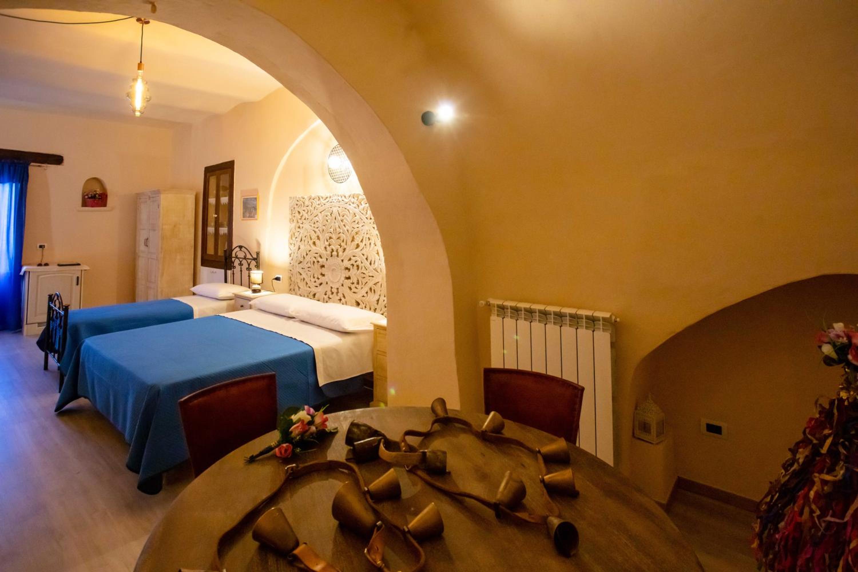 Triple Room with Private Bathroom photo 1