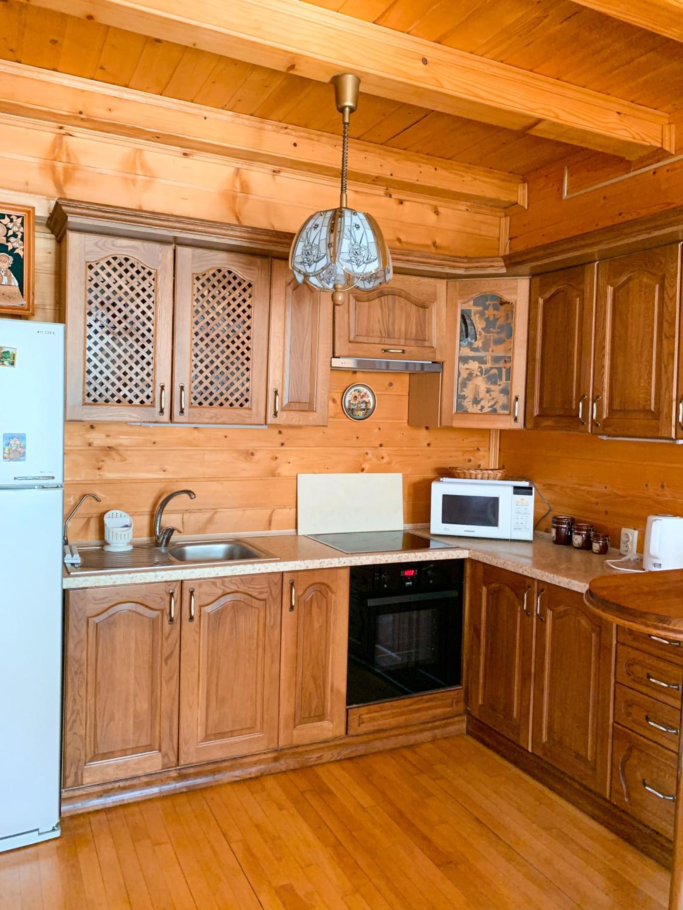 Four-Bedroom House photo 2