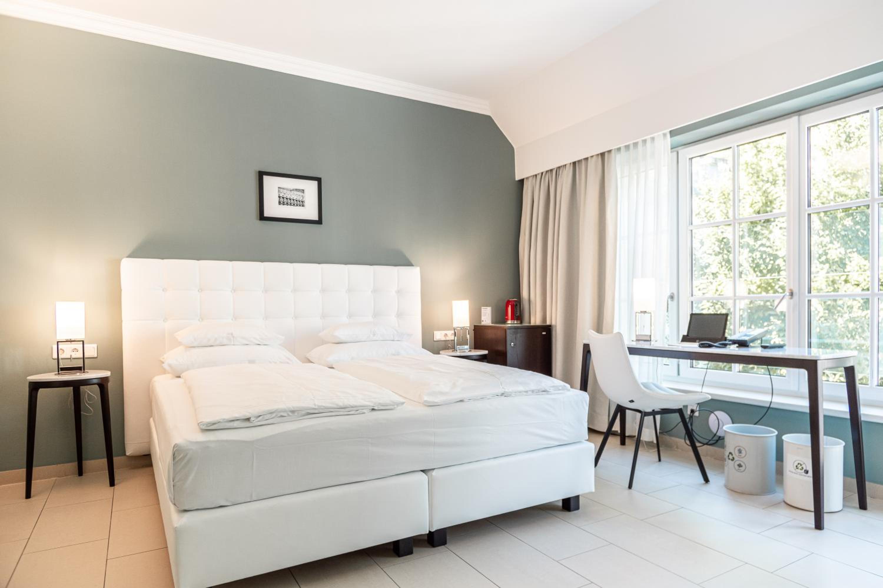 Junior Suite with Garden View