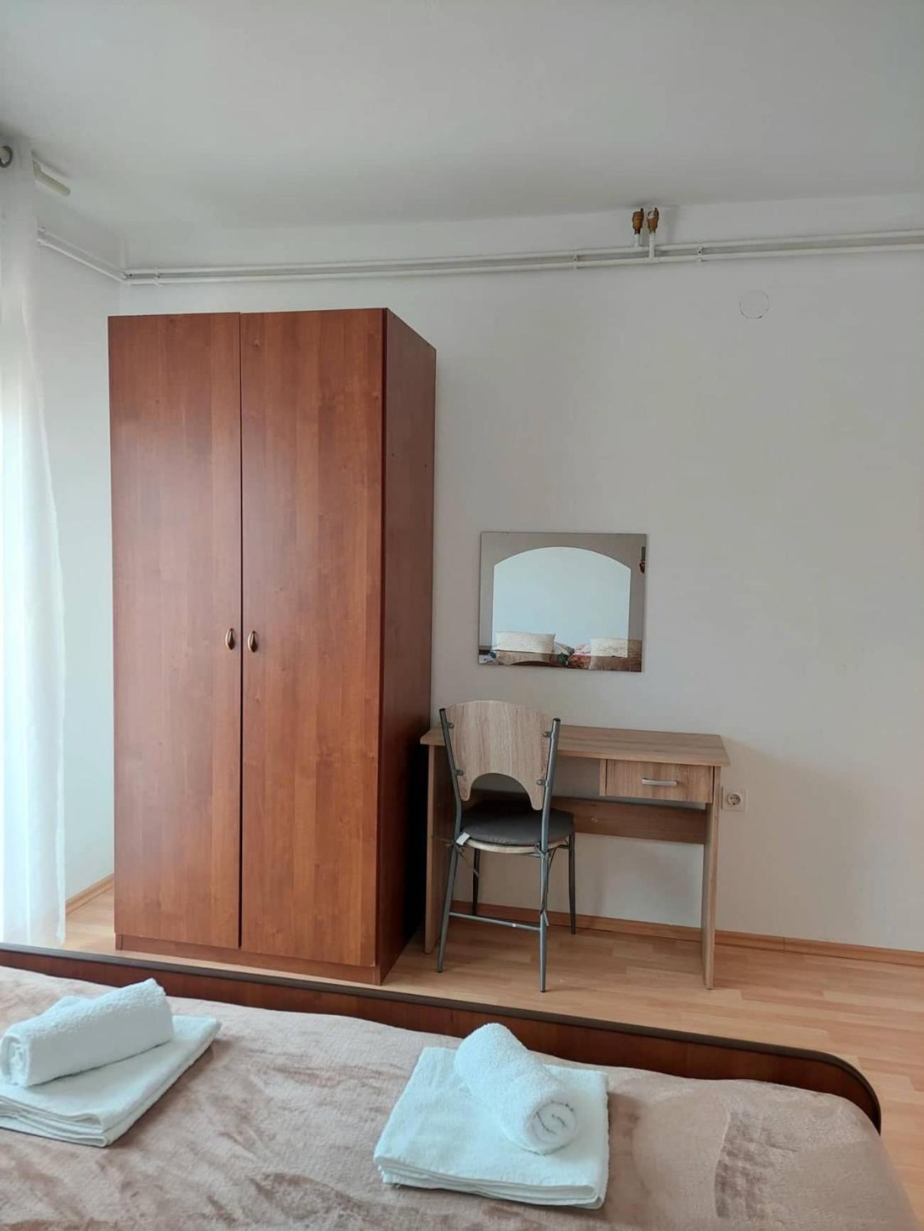Apartment - Photo 5