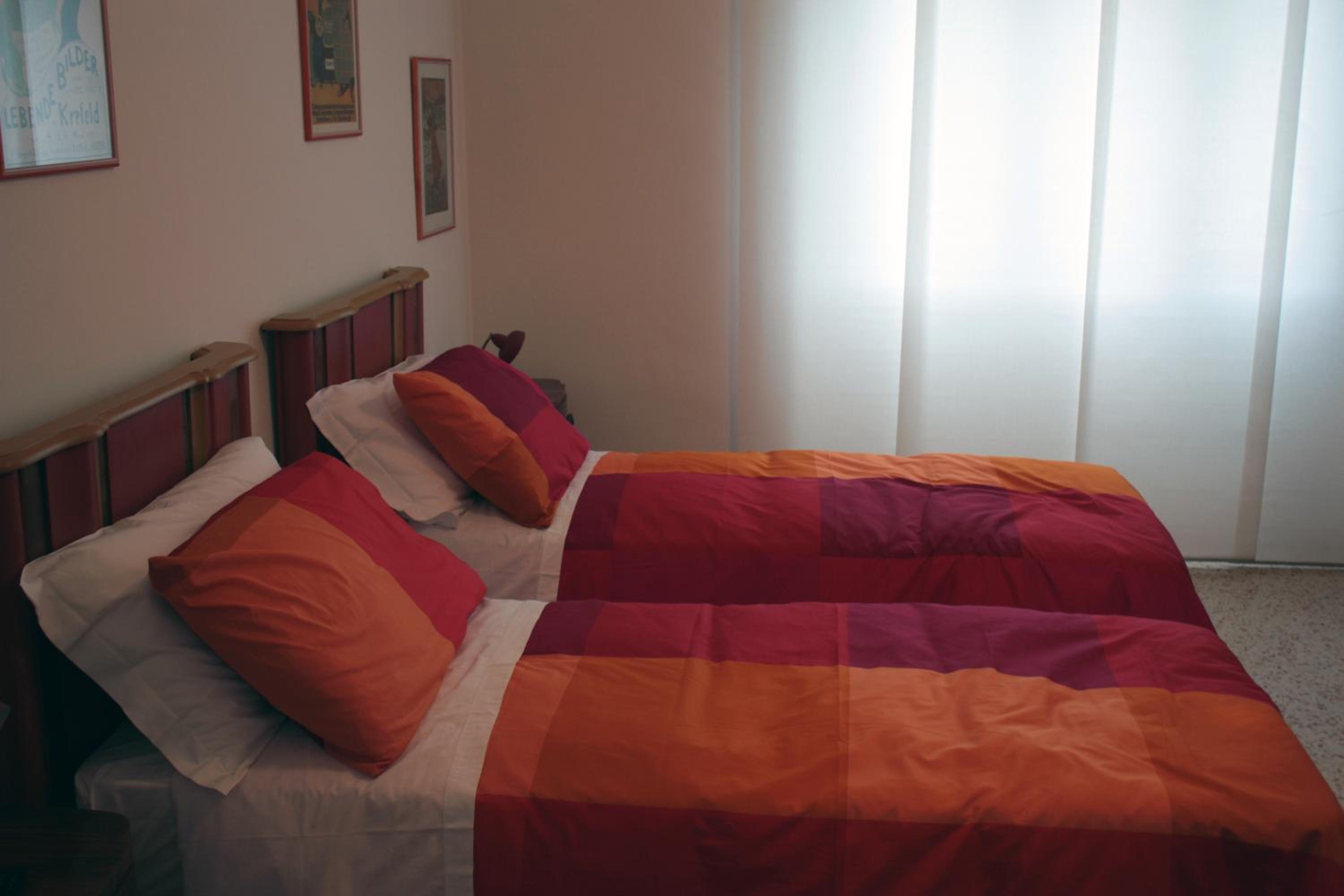 Bed in 4-Bed Dormitory Room photo 3
