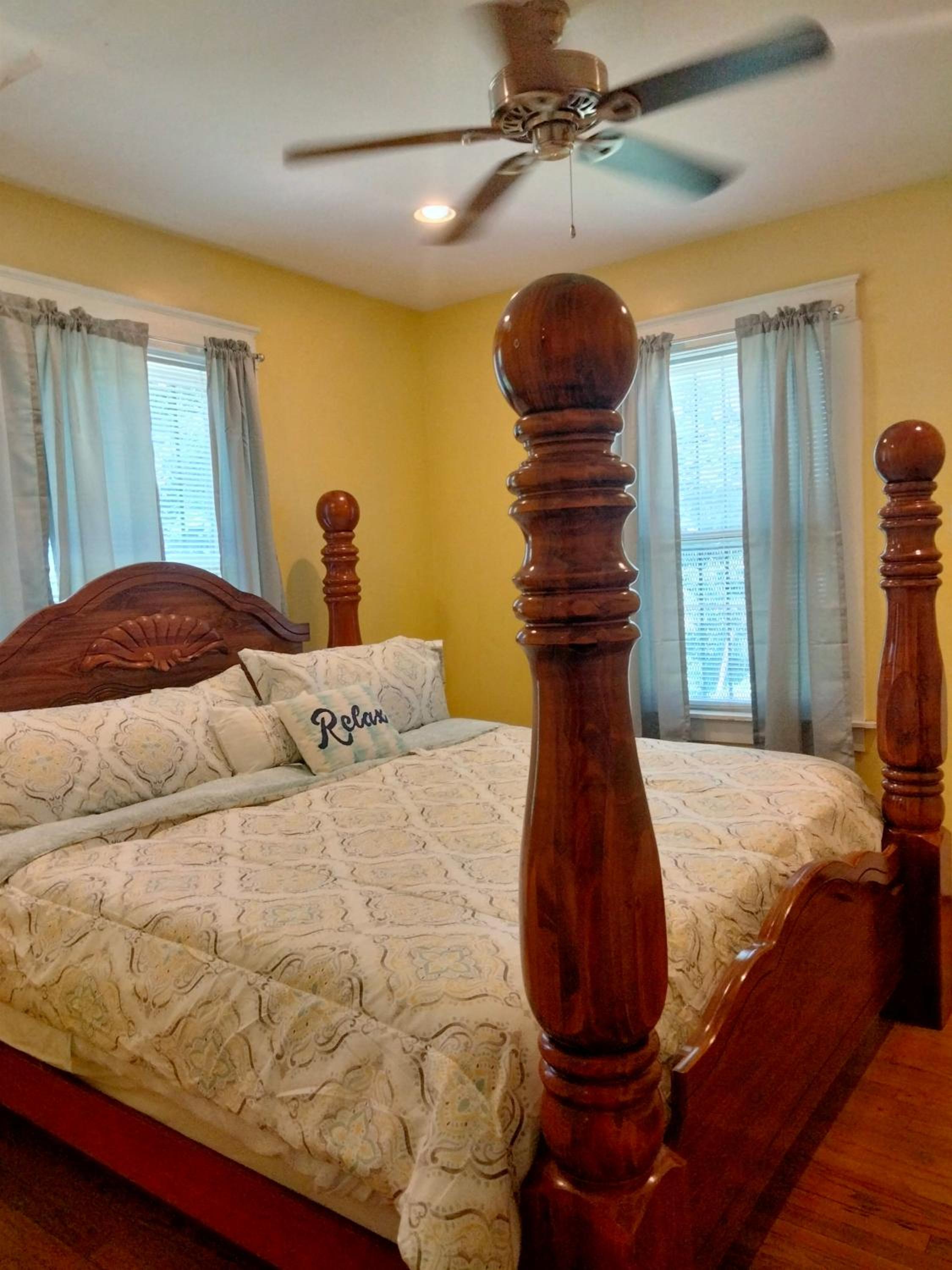 Three-Bedroom House photo 1