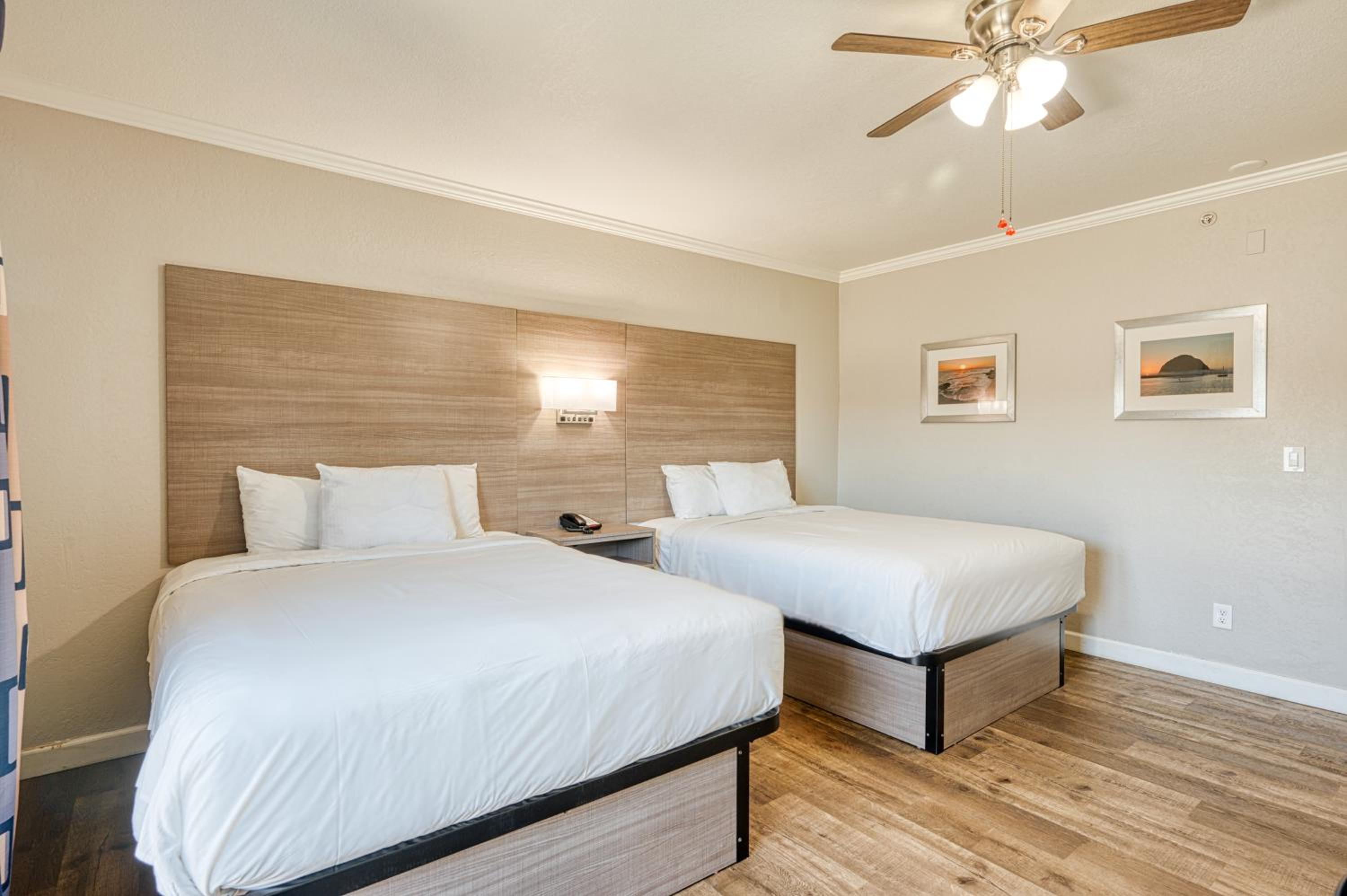 Queen Room with Two Queen Beds - Non-Smoking - Photo 1