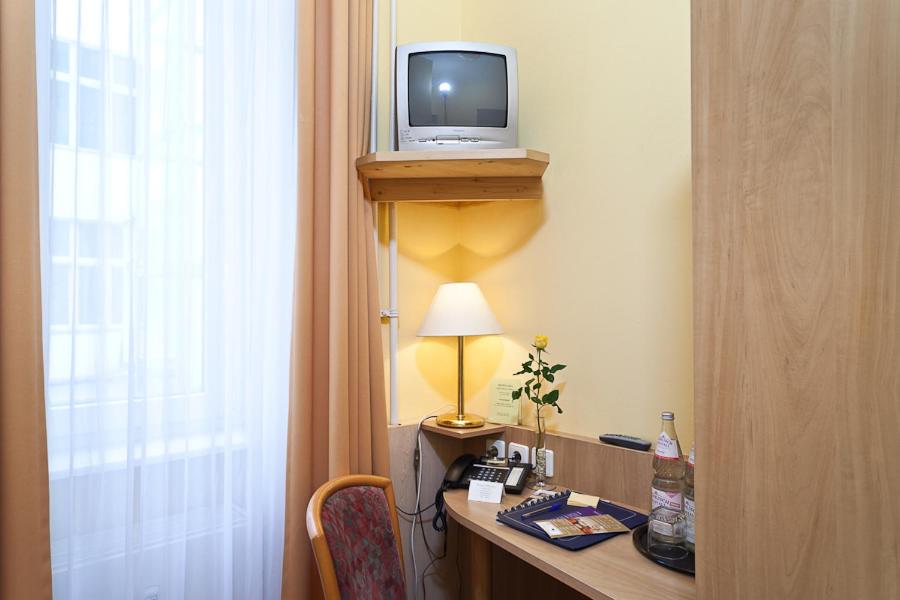 Standard Single Room photo 2