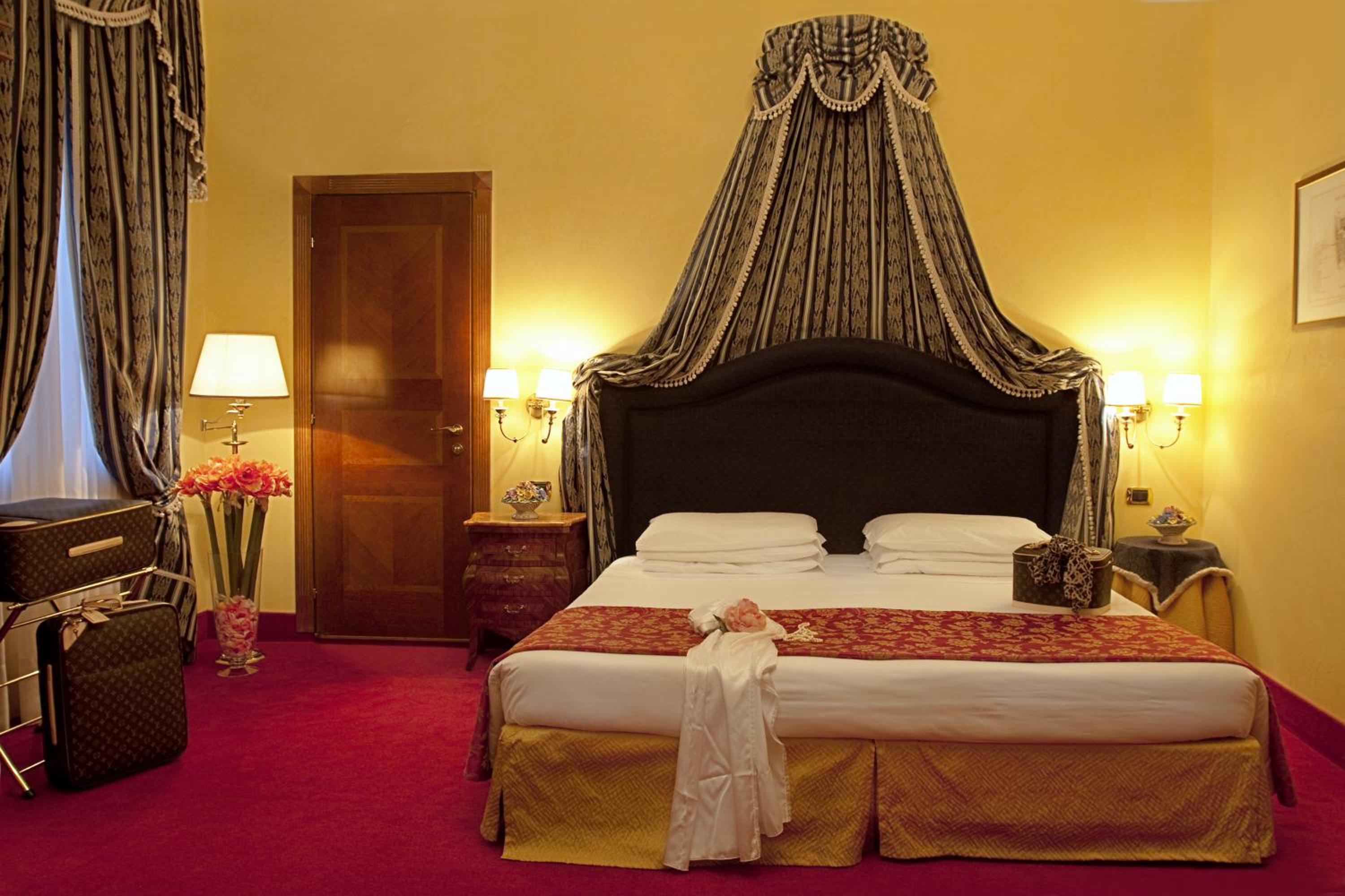 Junior Suite (3 Adults) photo 1