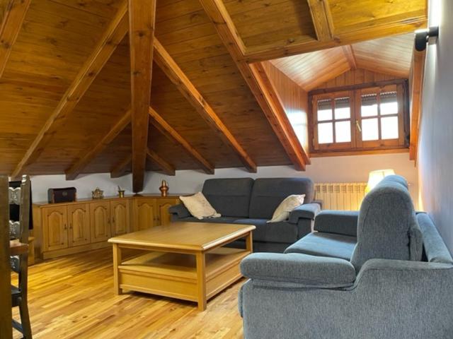 Casa de cuatro habitaciones