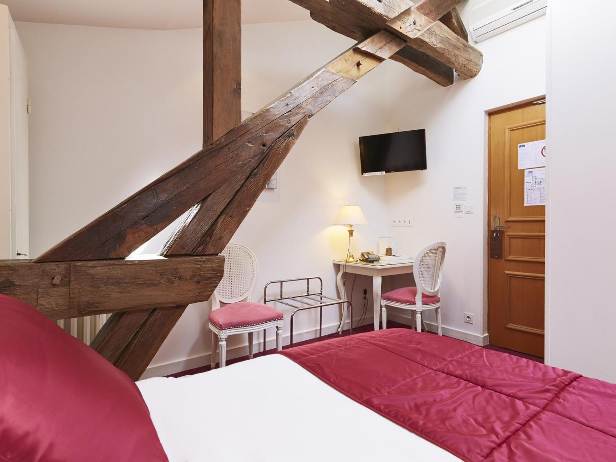Classic Double Room - Photo 7