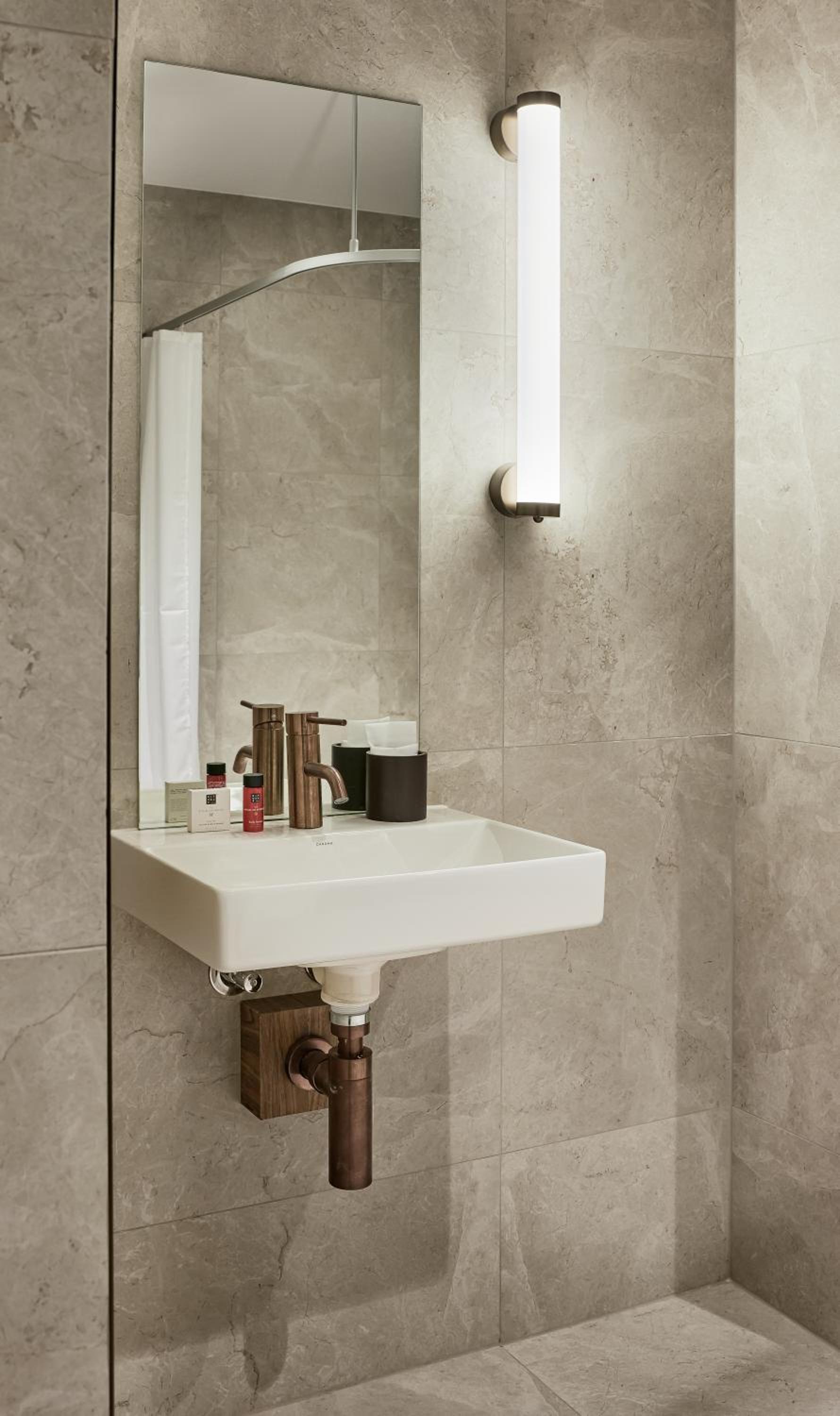 Queen Room with Mobility Accessible Roll-In Shower