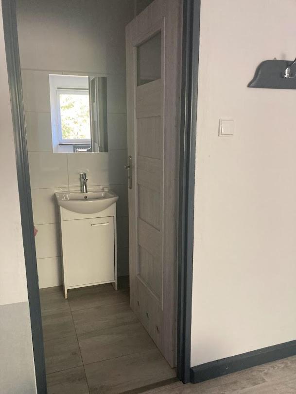Quadruple Room with Bathroom - Photo 6