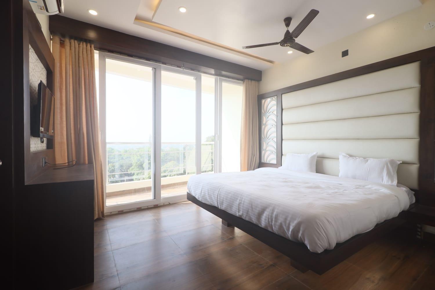 Double Room With Balcony