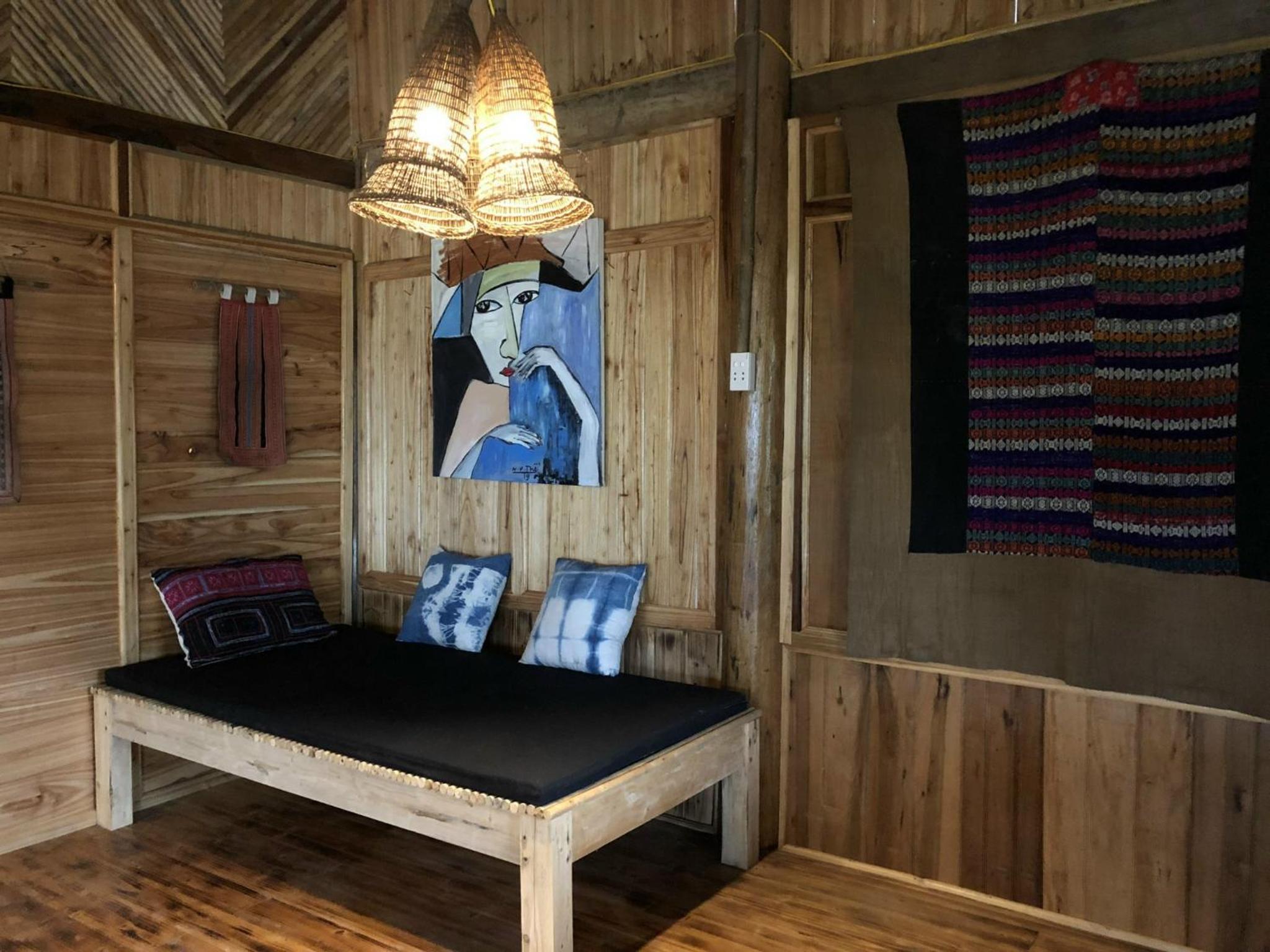 Family Room photo 3