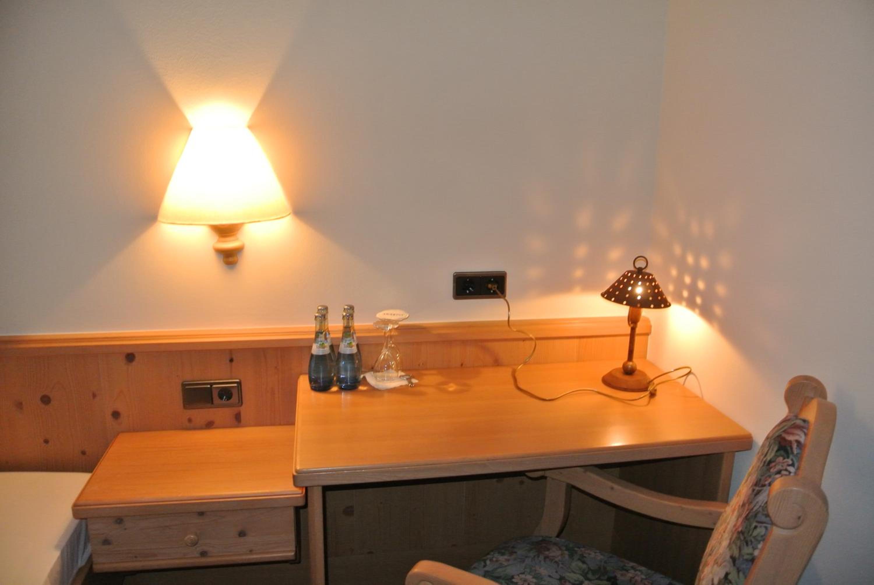 Double Room - Photo 12