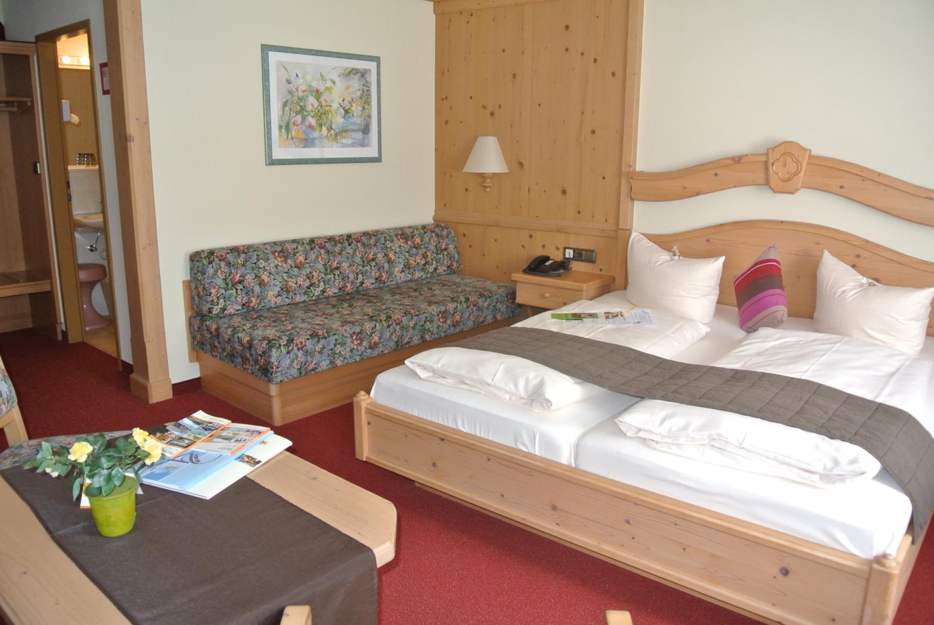 Triple Room - Photo 2