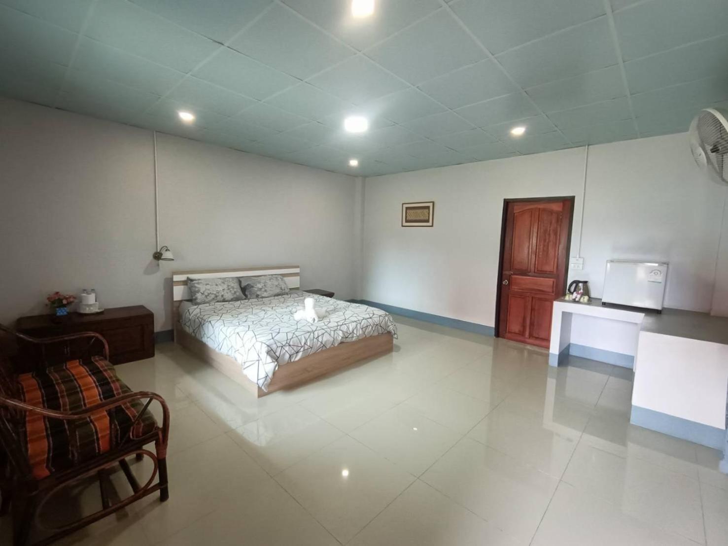 Double Room with Private Bathroom photo 2