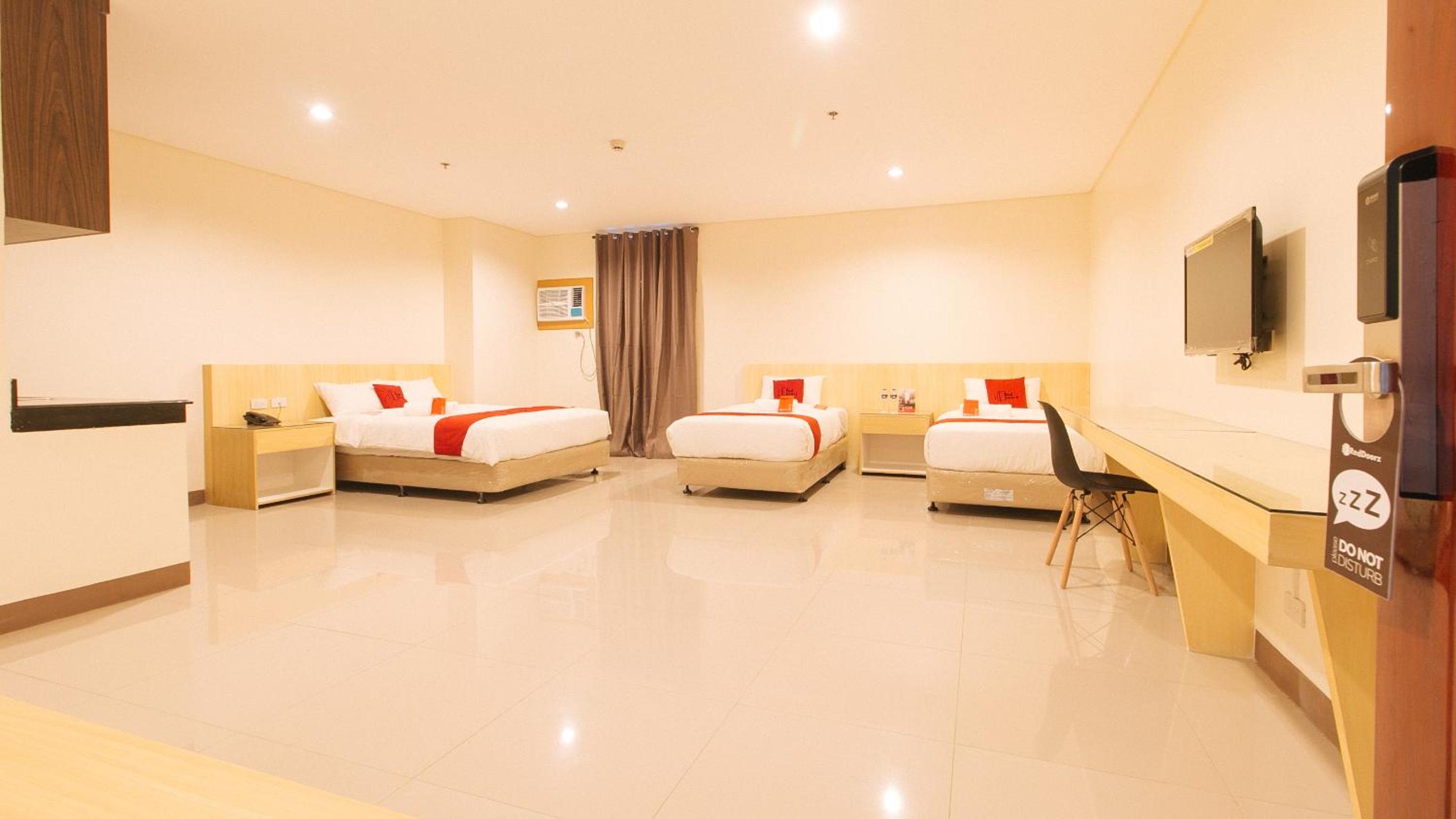 Quadruple Room - Photo 4
