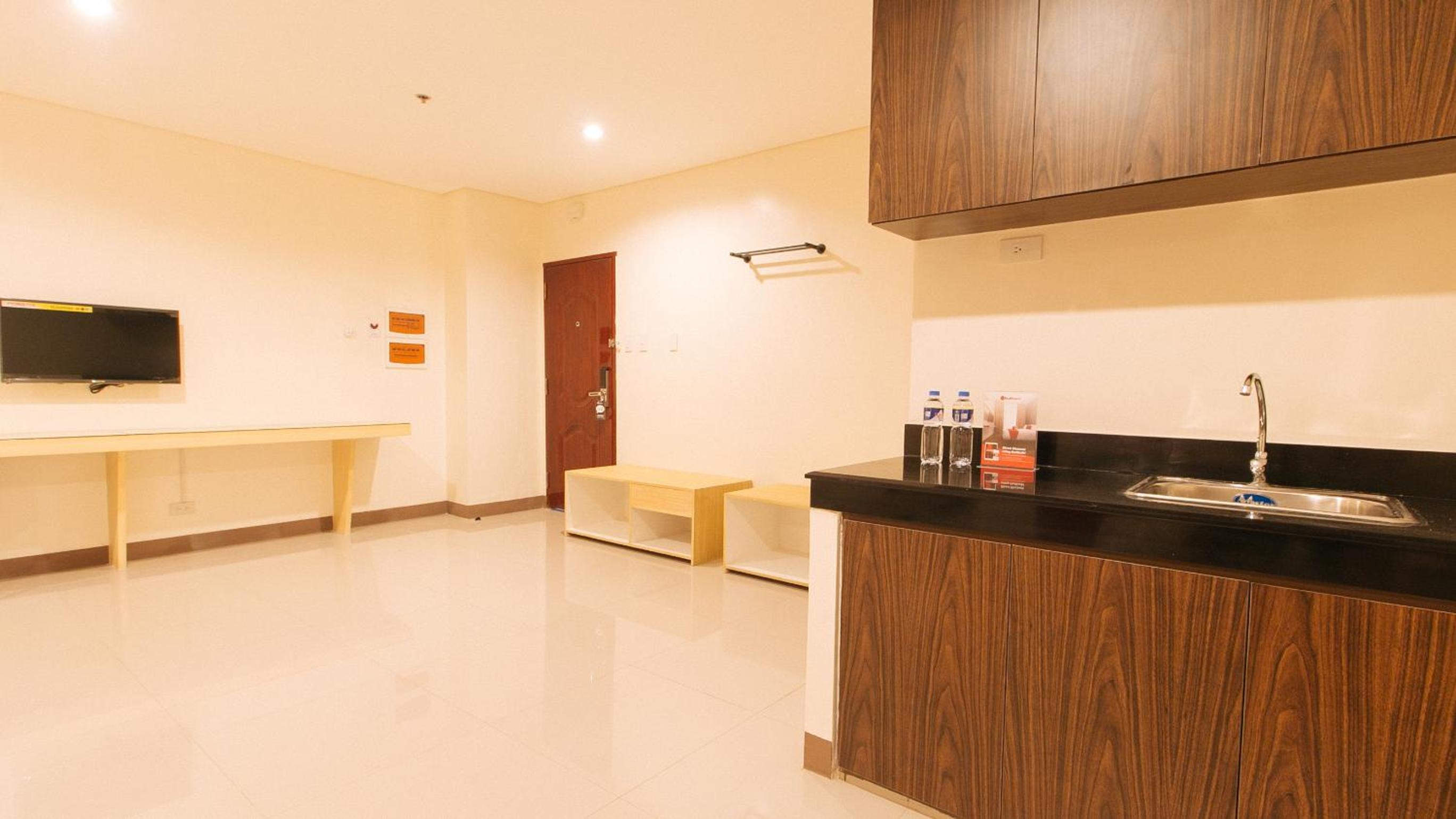 Quadruple Room - Photo 5