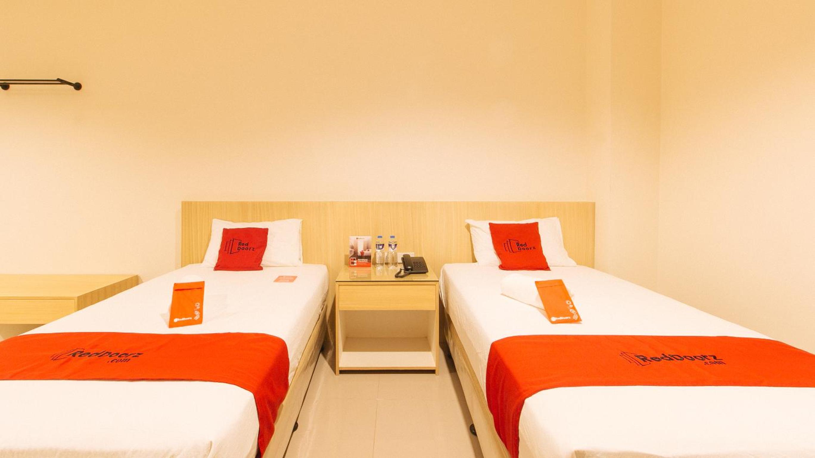 Deluxe Twin Room - Photo 7