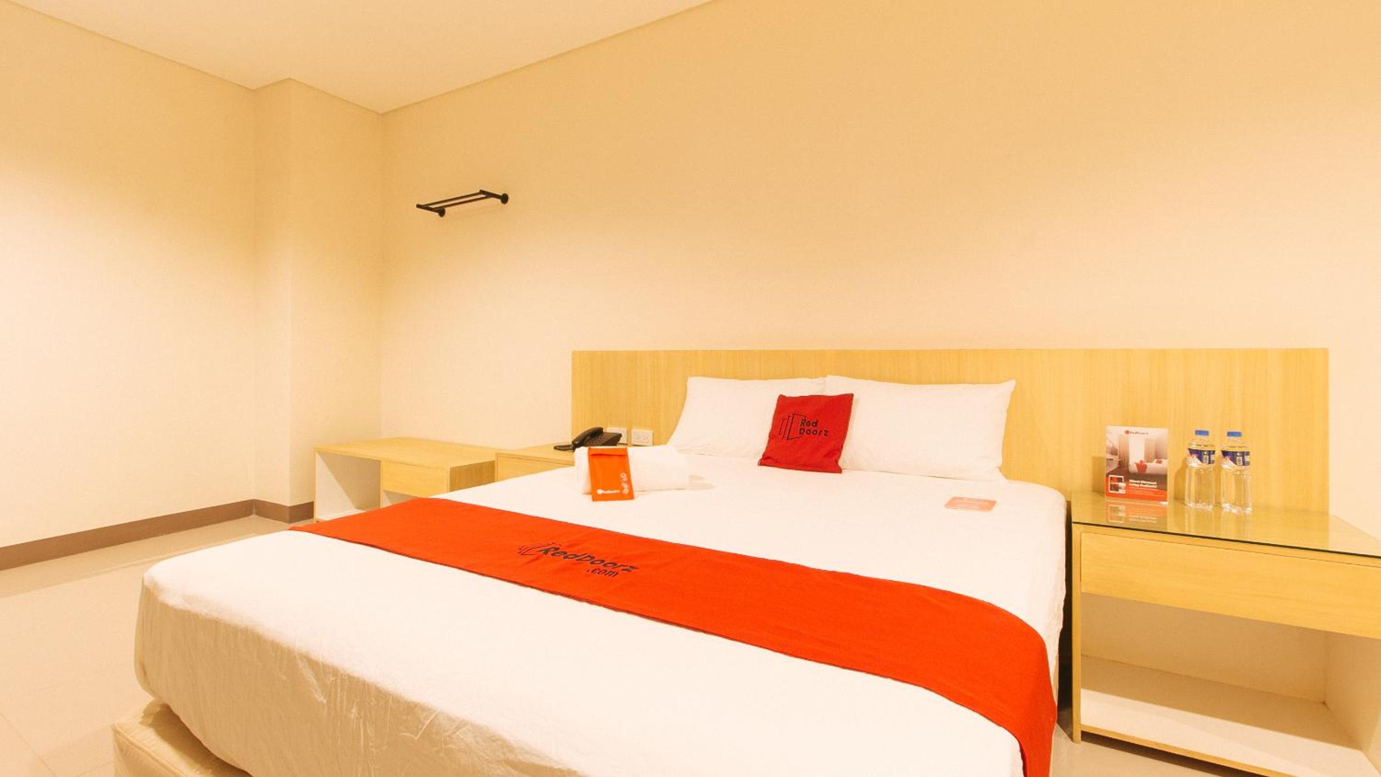 Deluxe Room - Photo 1