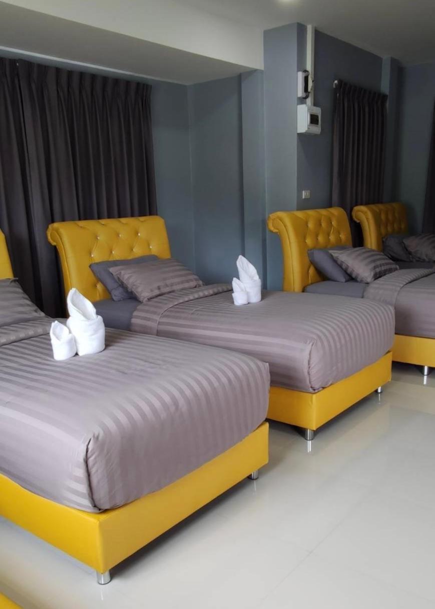Deluxe Quadruple Room - Photo 1