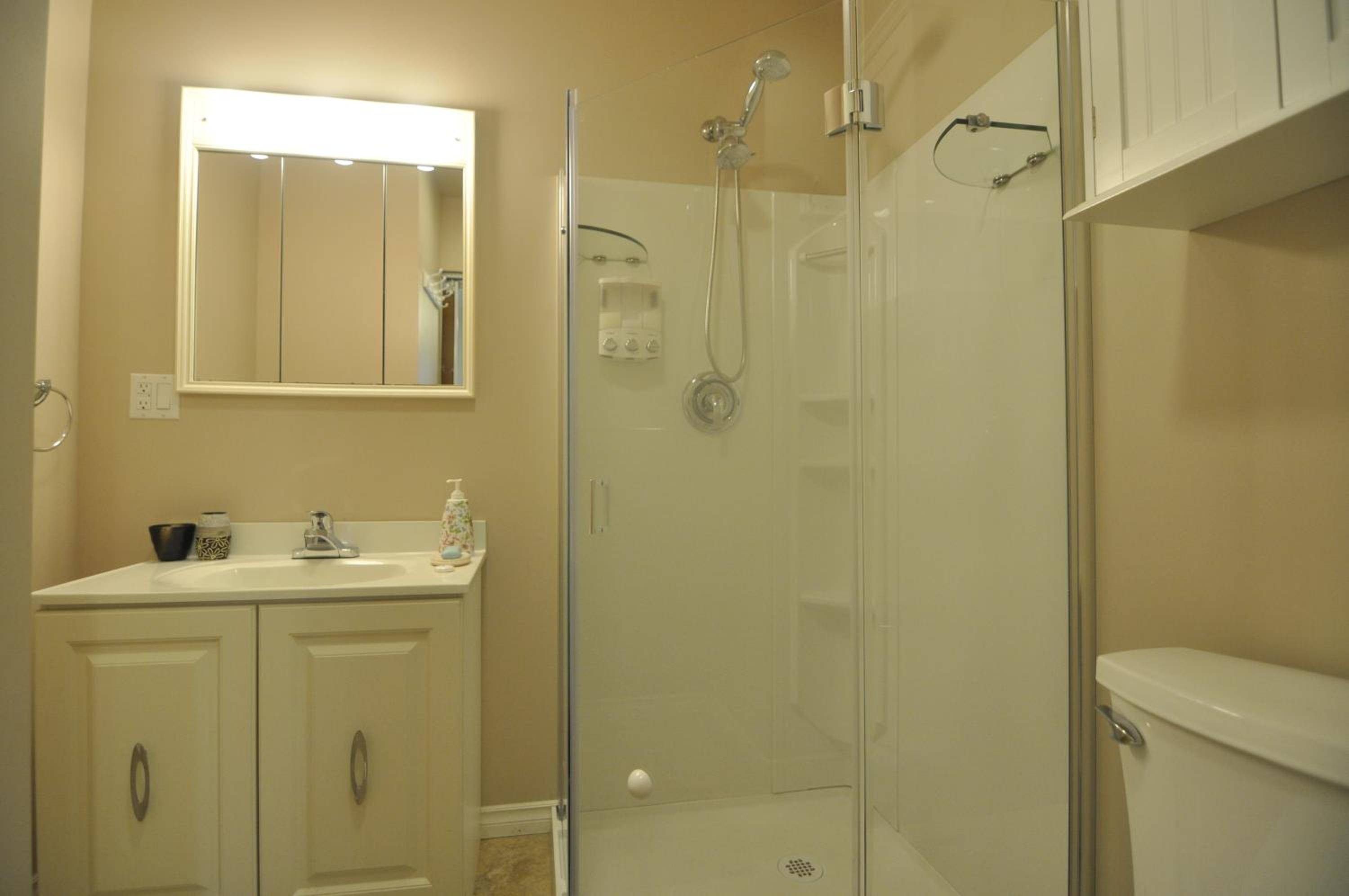 Queen Room photo 3