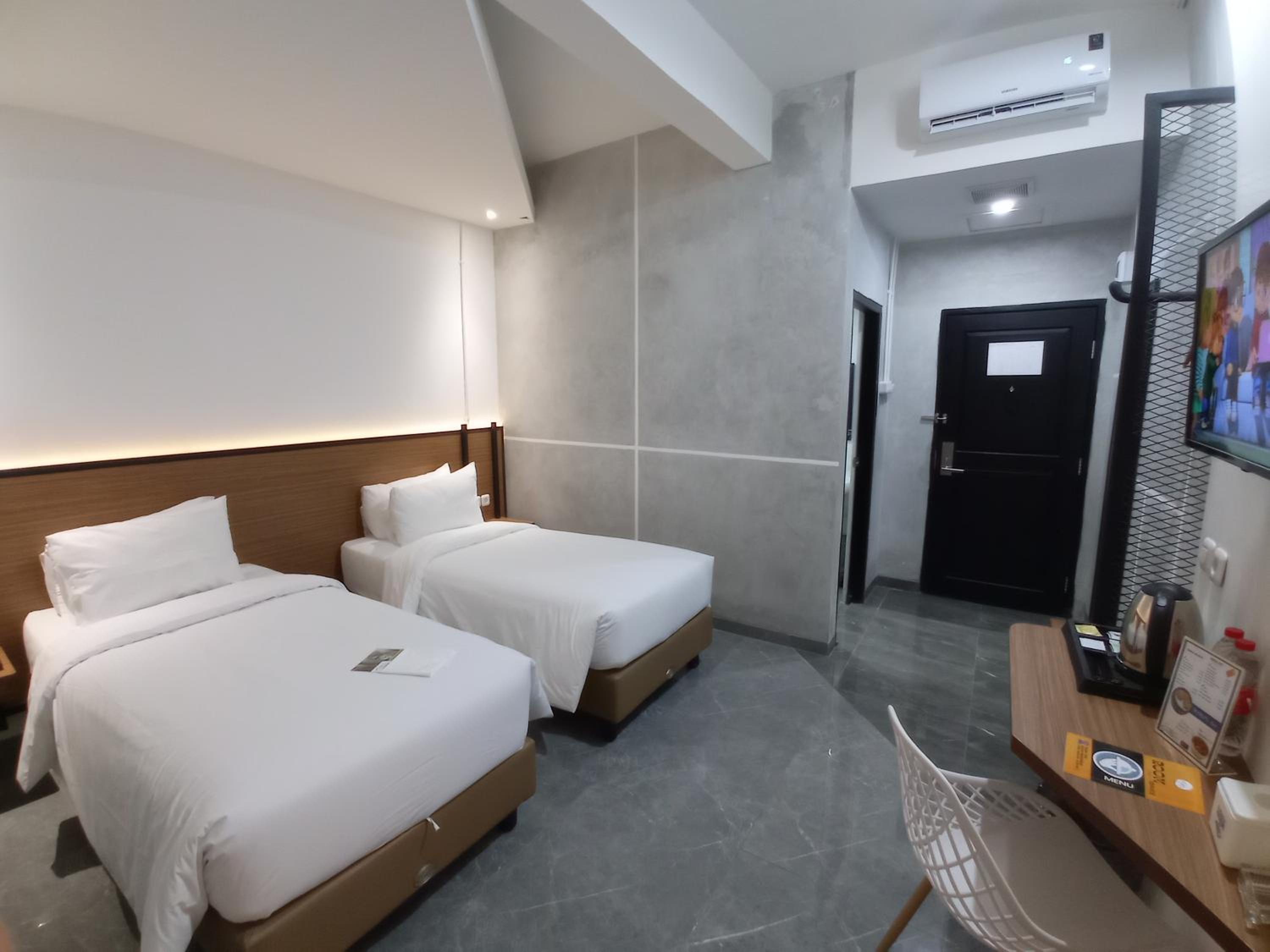 Deluxe Twin Room - Photo 4