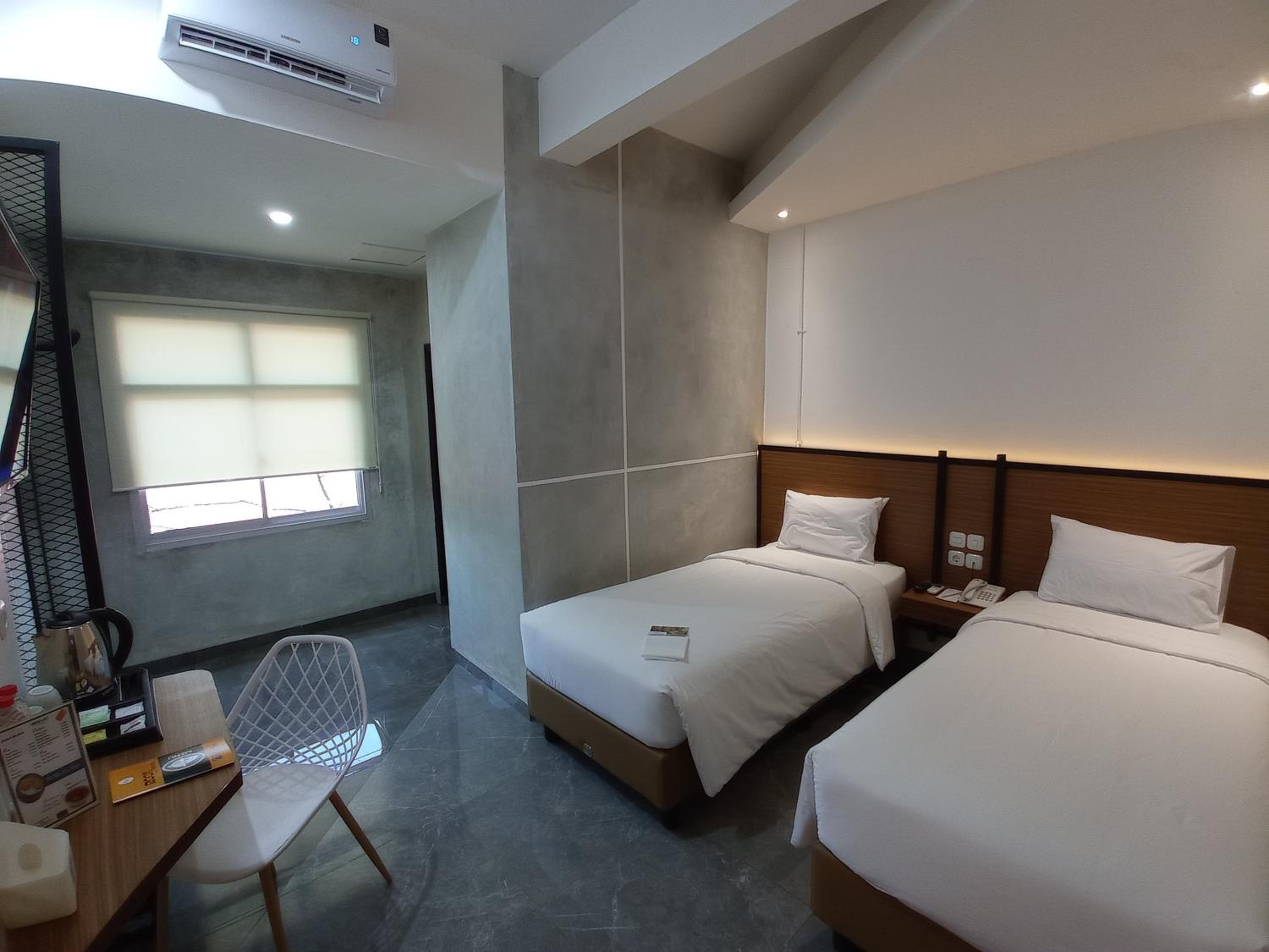 Superior Twin Room - Photo 2