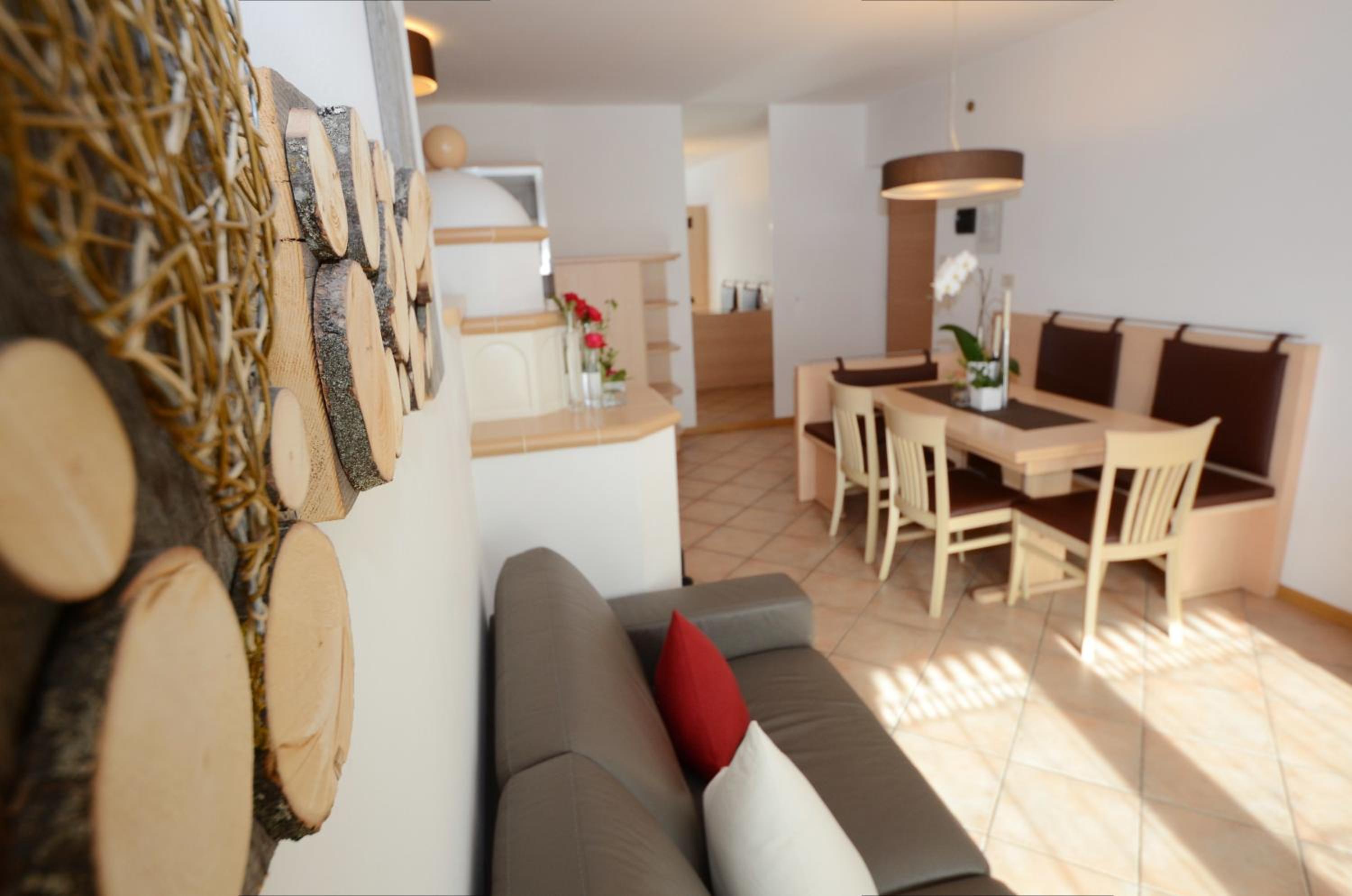 Two-Bedroom Apartment (5 Adults) - Photo 3