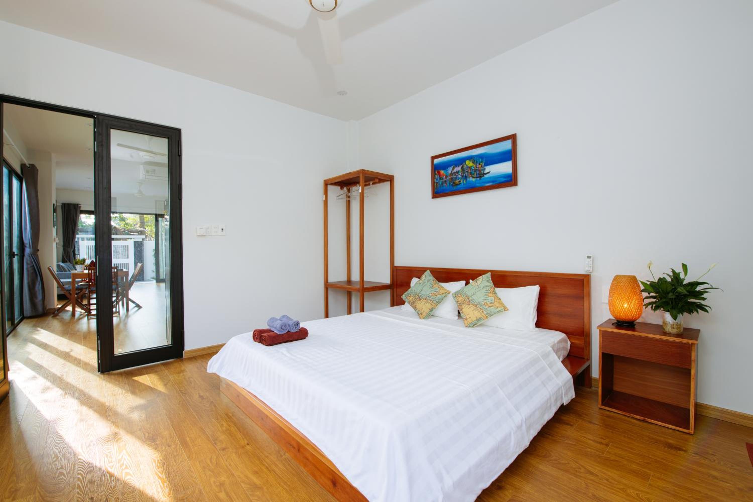 Villa - Beach Front photo 2