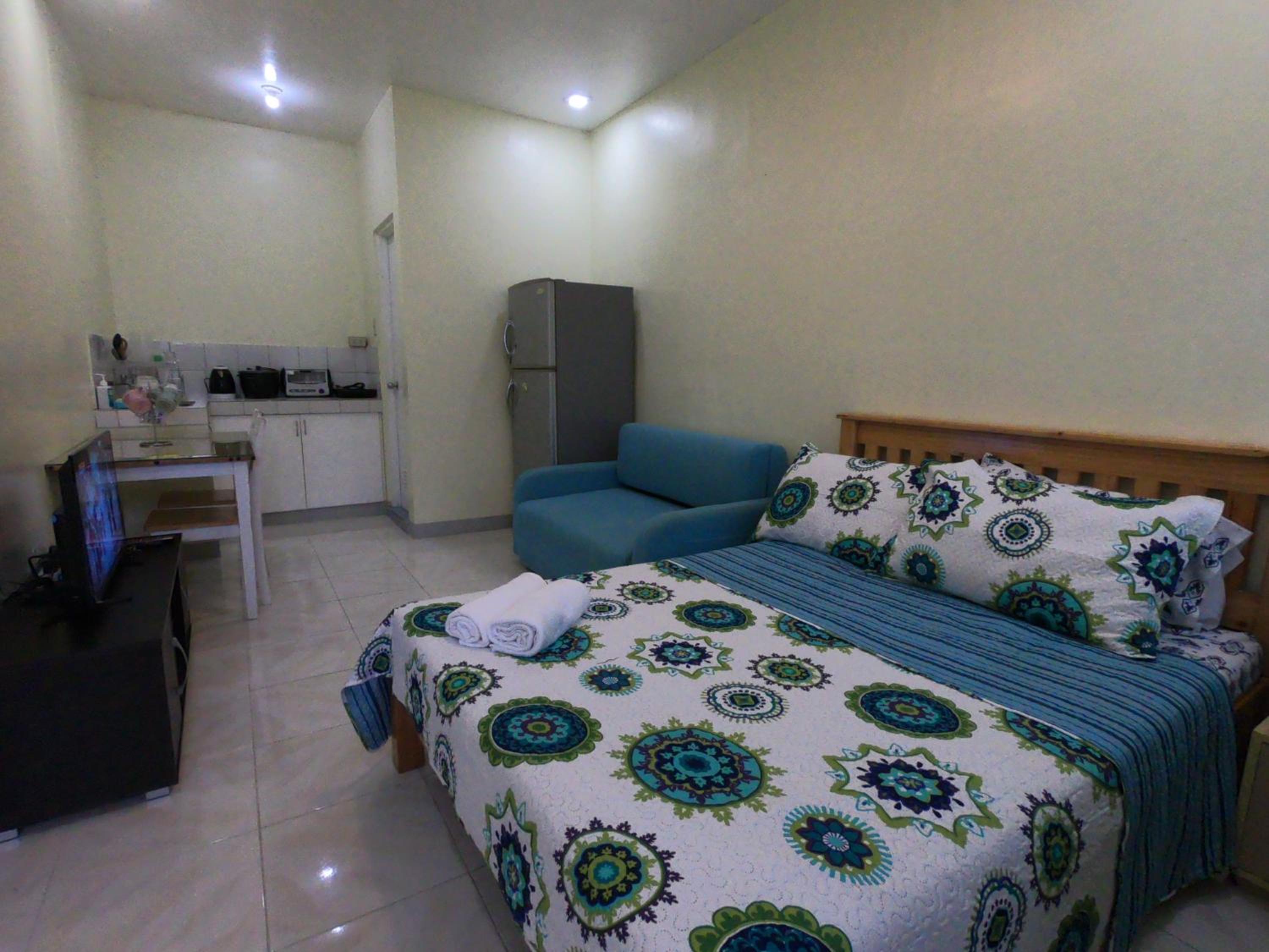 Apartment photo 1