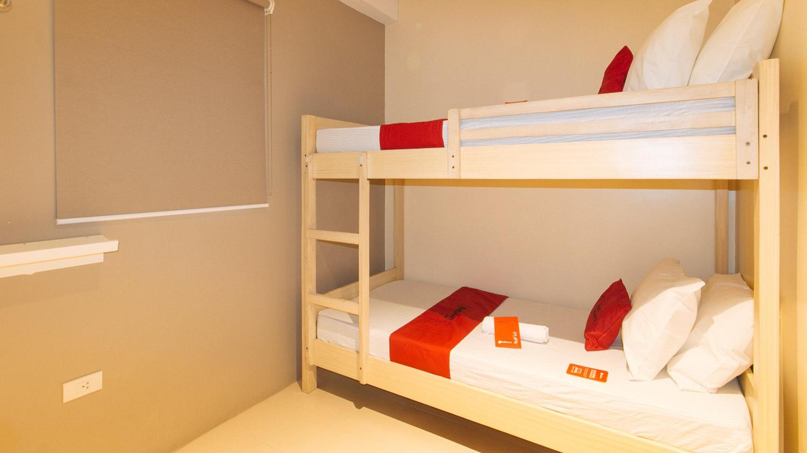 Standard Double Room - Photo 12