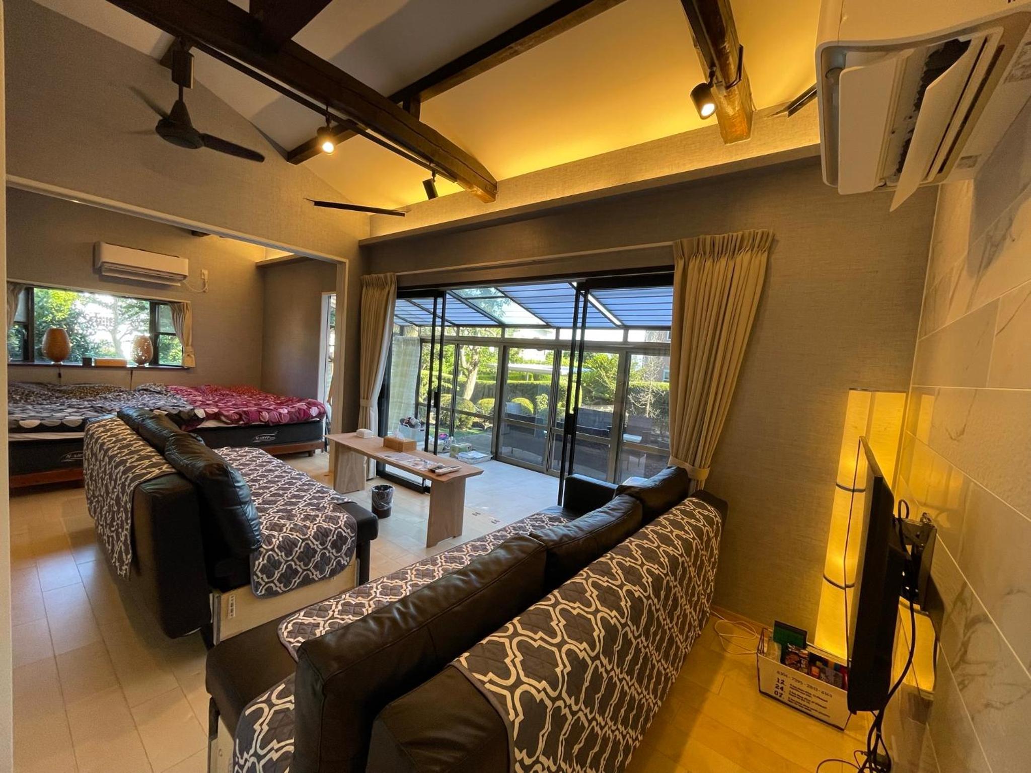 One-Bedroom House - Photo 33