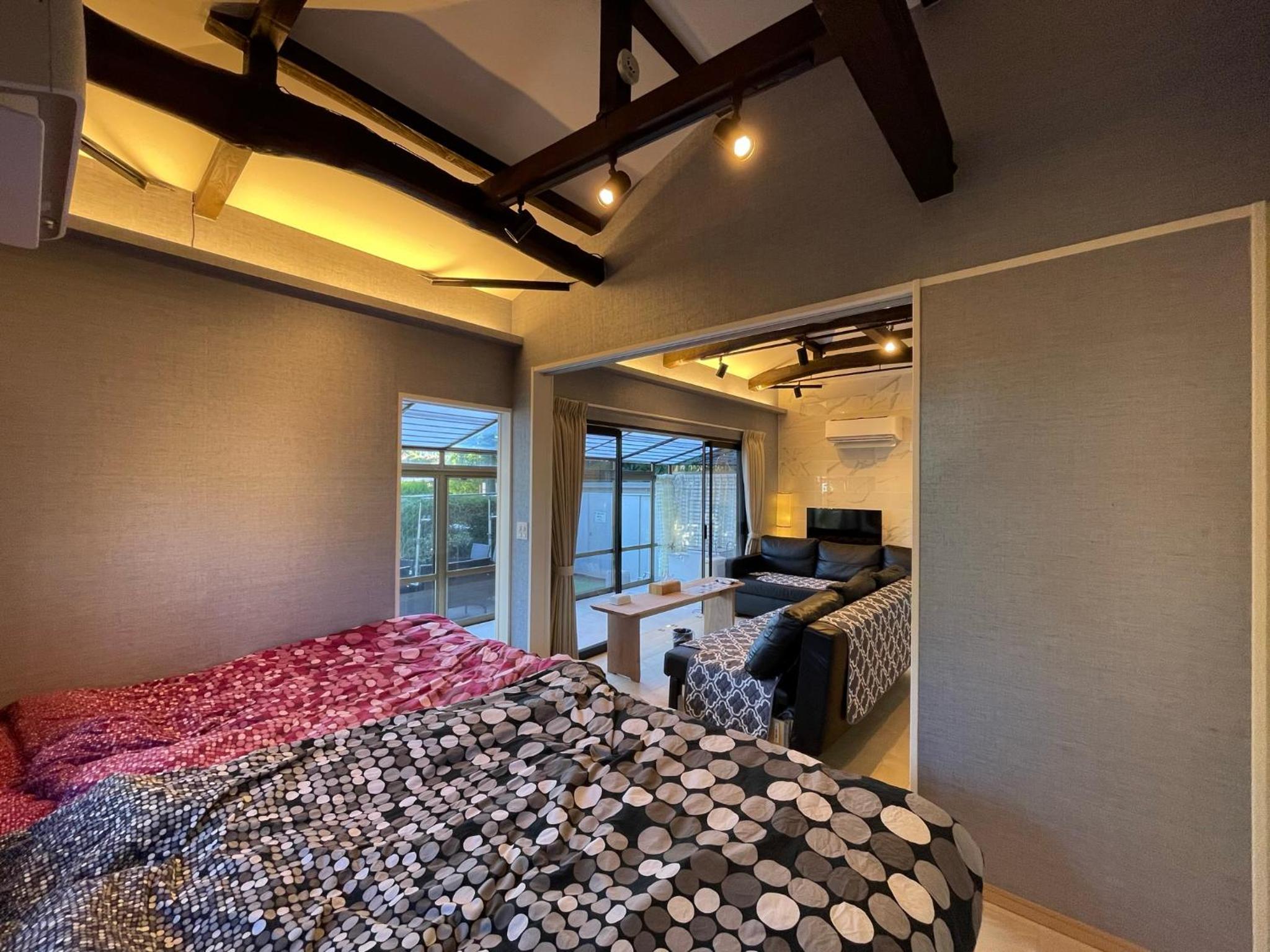One-Bedroom House - Photo 32