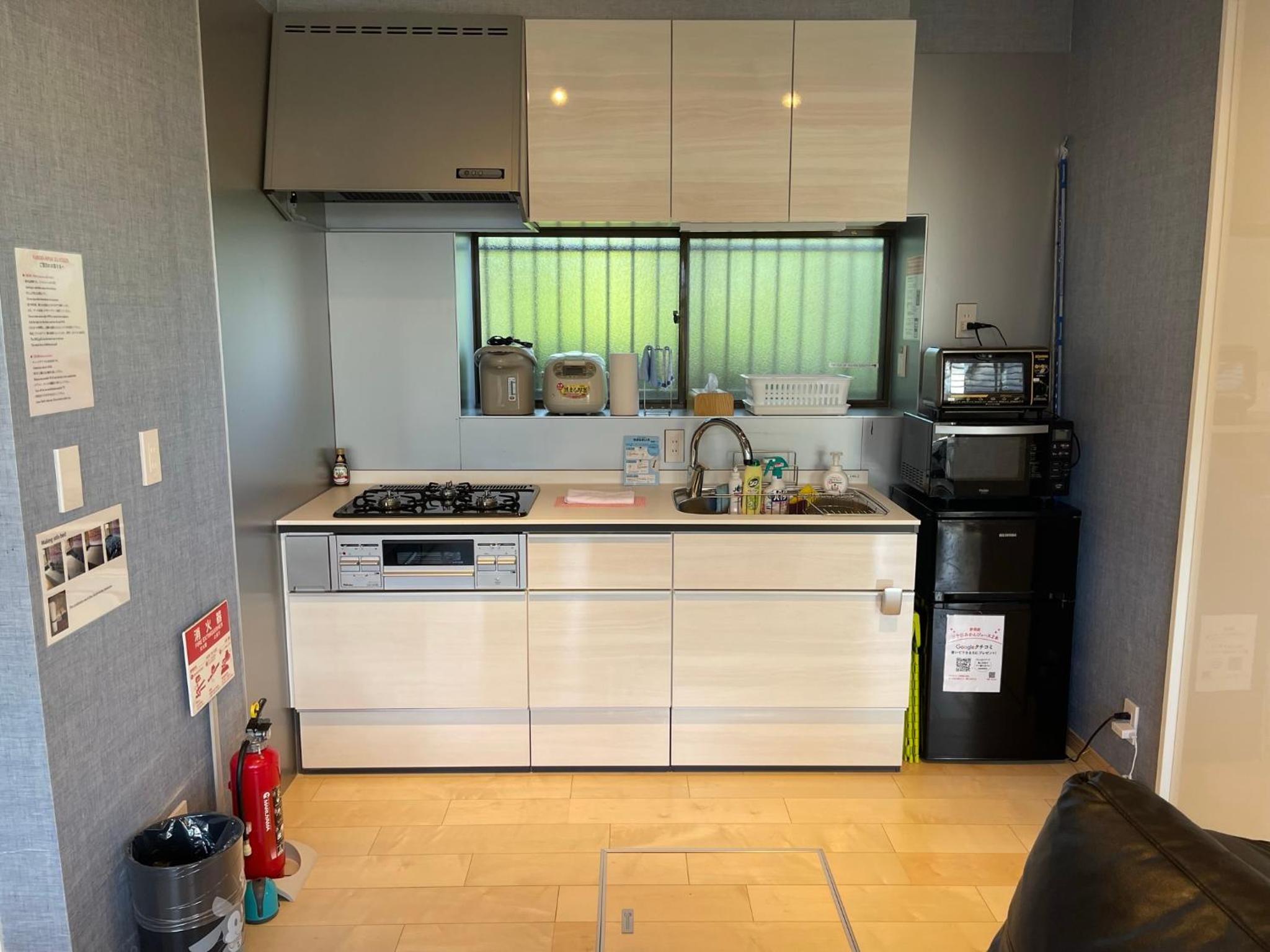 One-Bedroom House - Photo 31