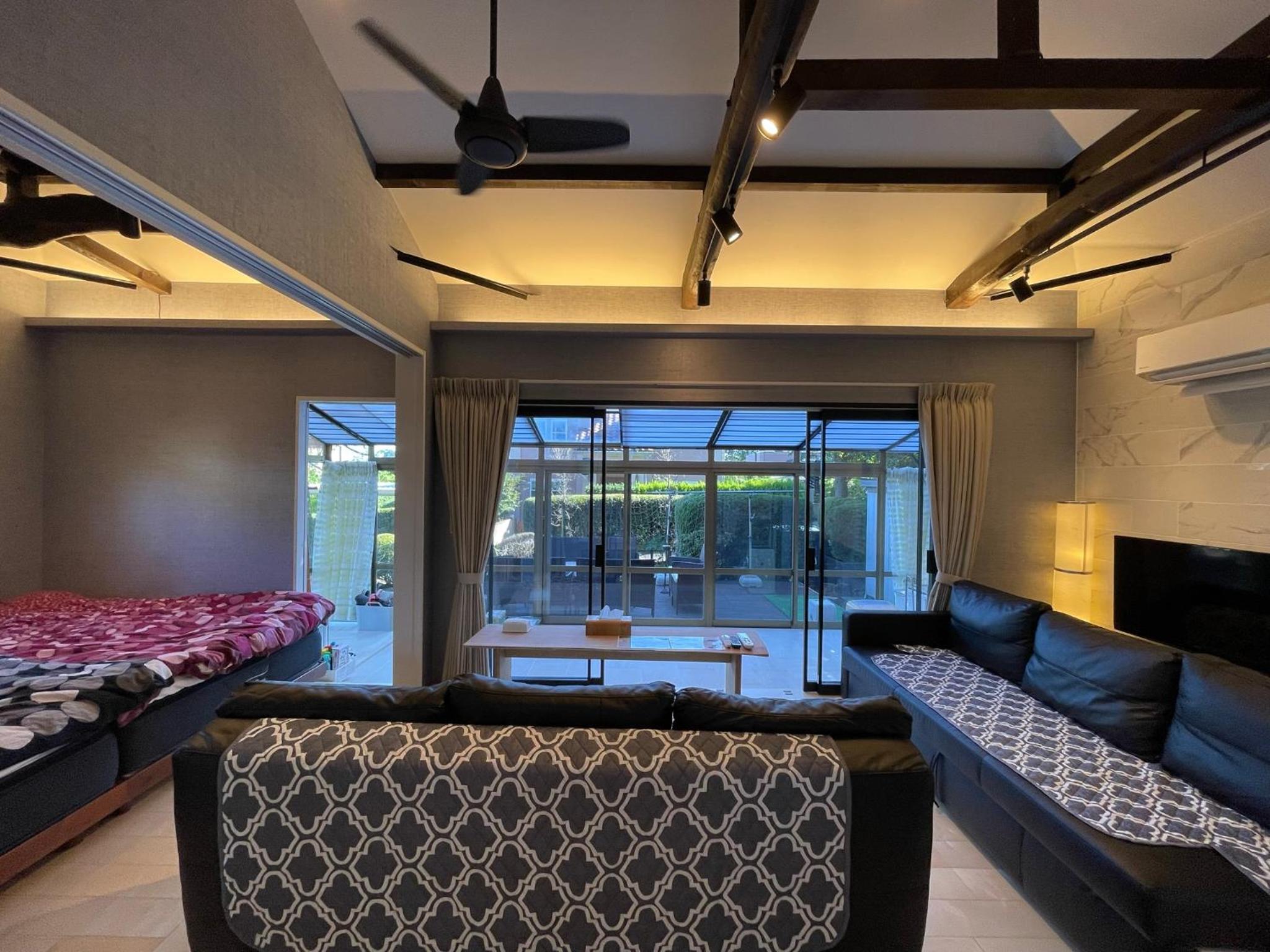 One-Bedroom House - Photo 24