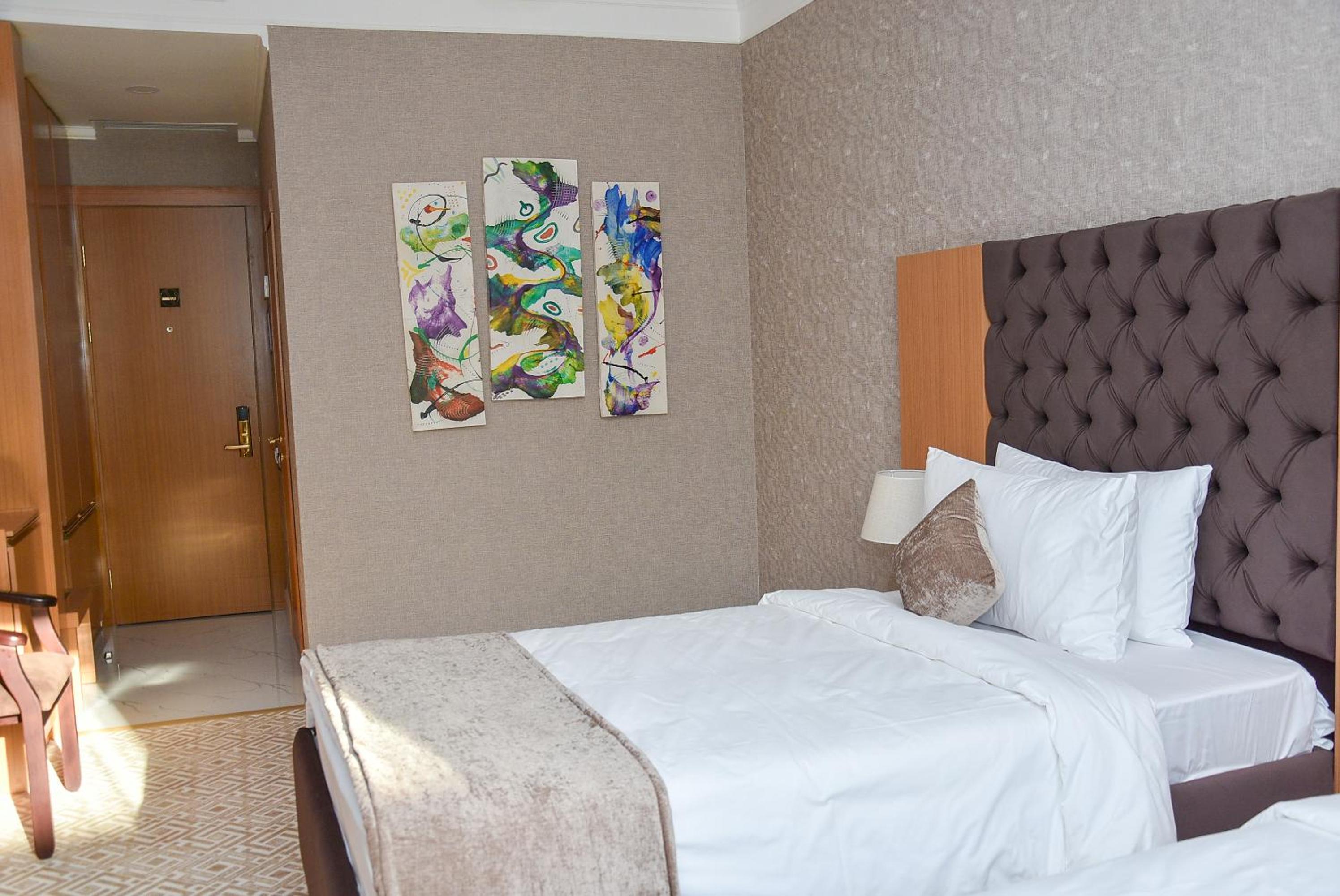 2 Single Beds, Standard Room, Non-Smoking - Photo 10