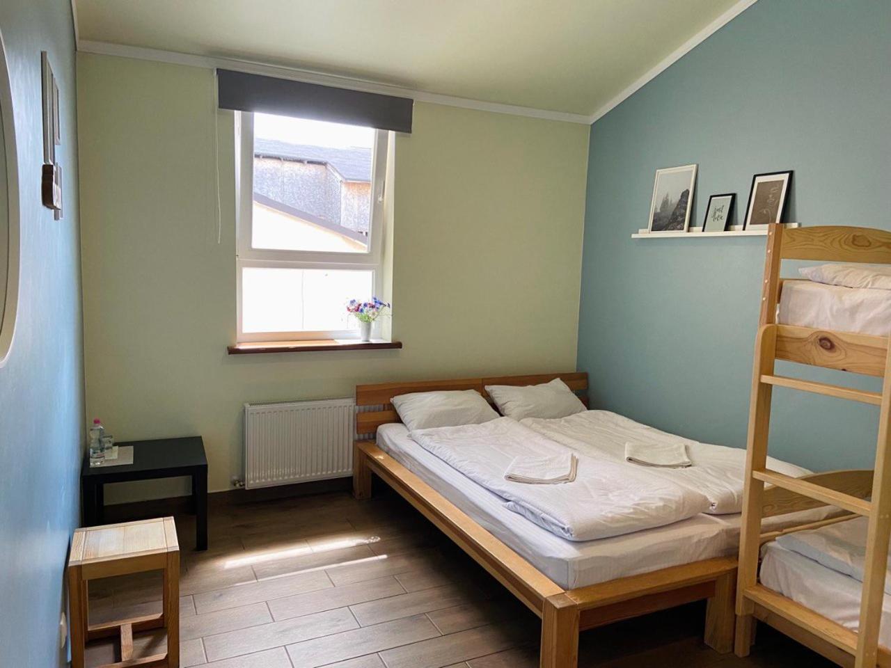 Economy Quadruple Room with Shared Bathroom photo 1