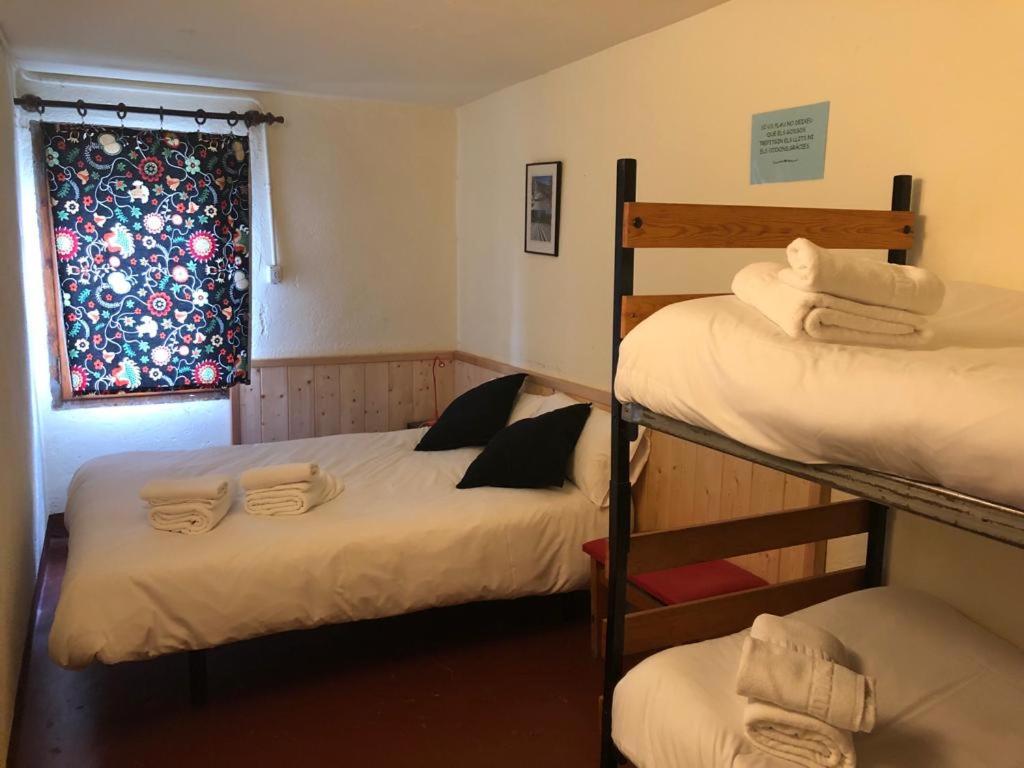 Habitación familiar con baño compartido (4 adultos)