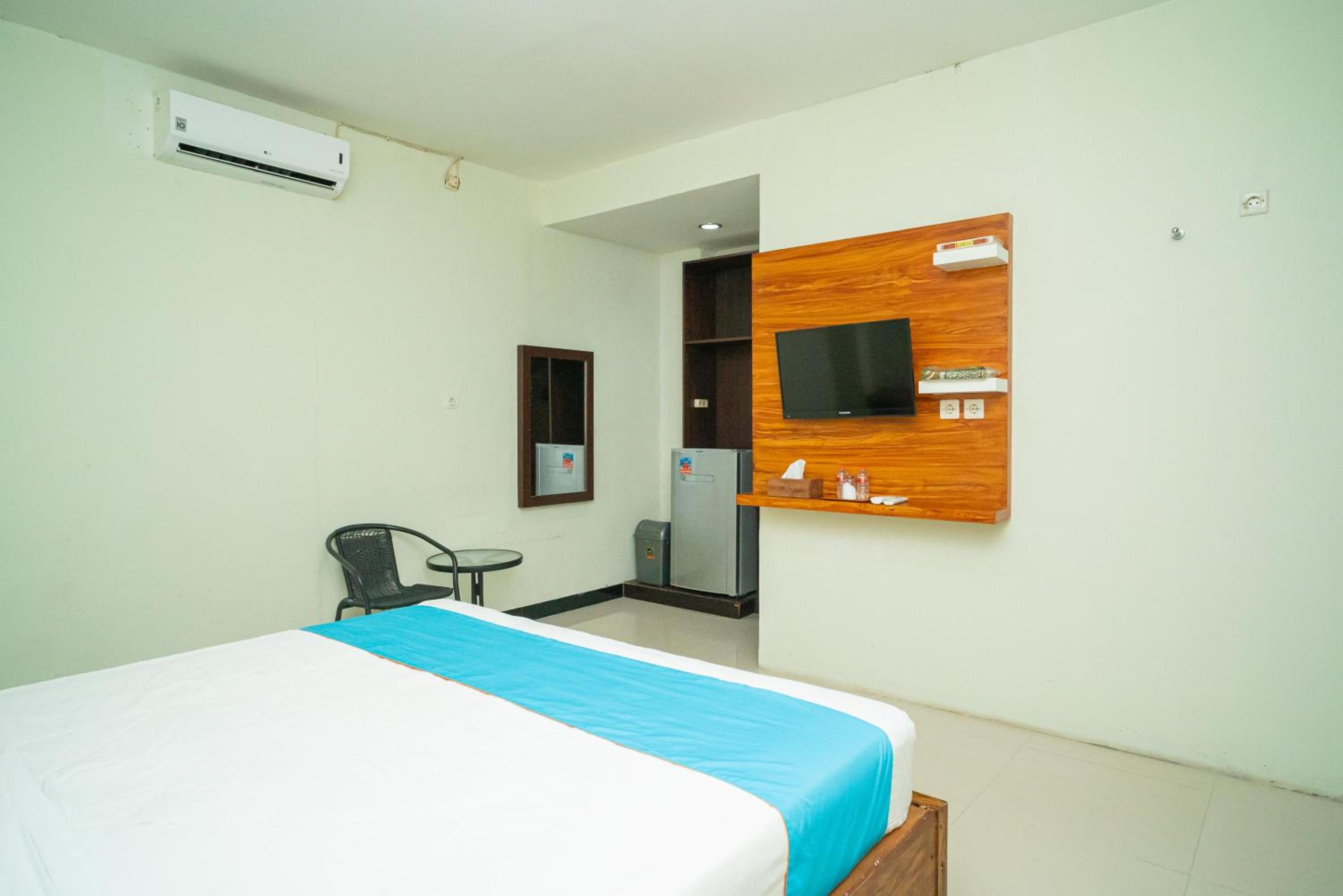 Deluxe Room - Photo 1