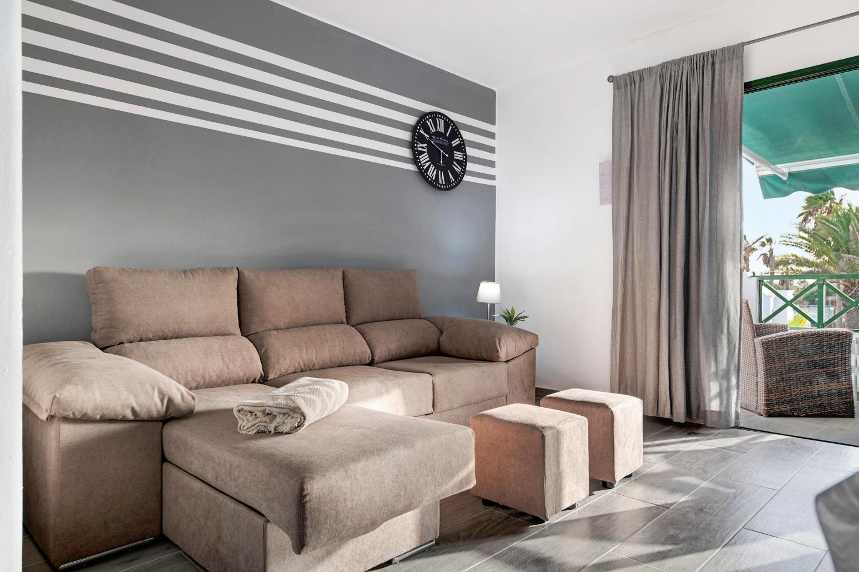 Apartamento de un dormitorio superior con balcón