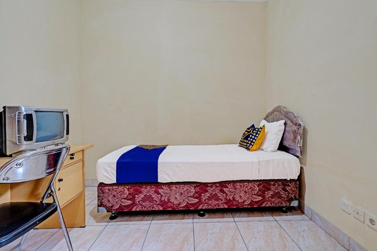 Small Single Room