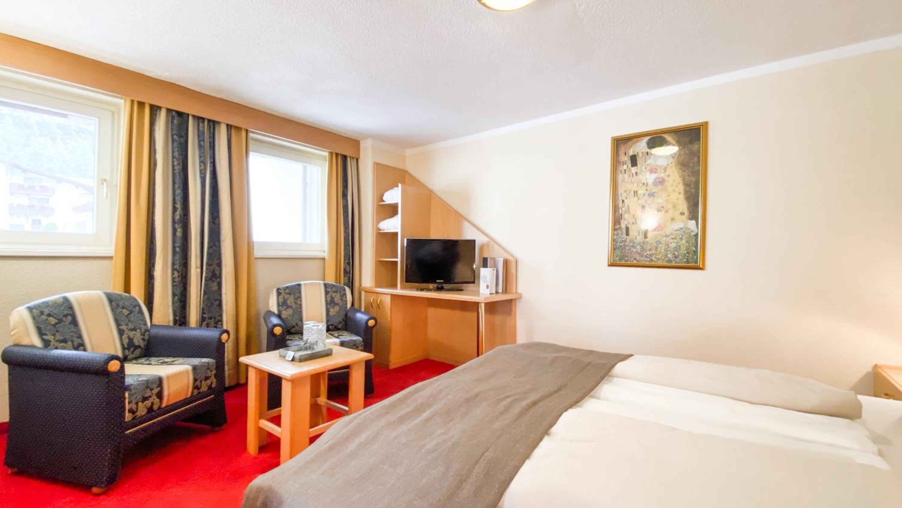 Economy Double Room - Photo 3
