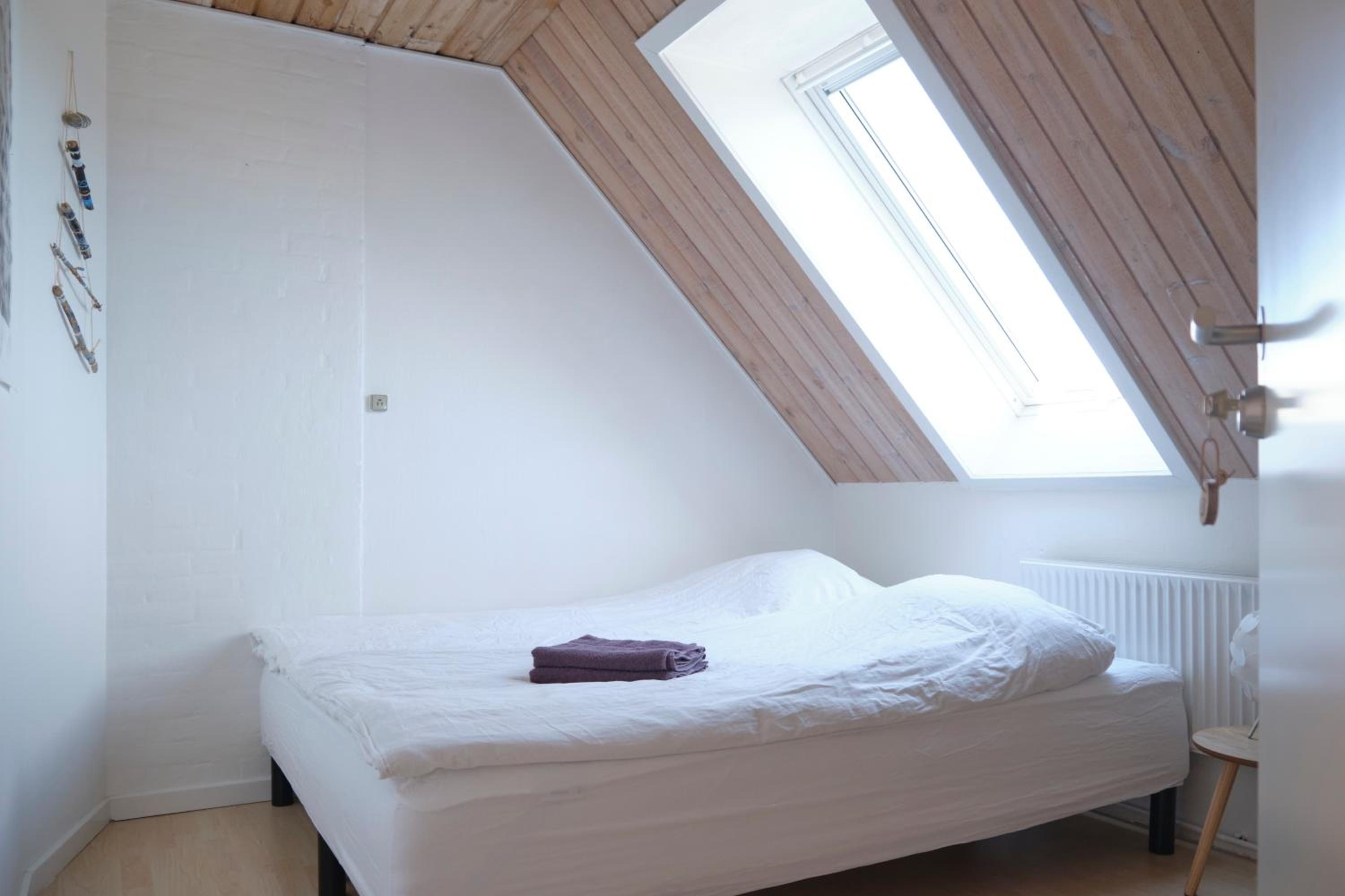 Double Room with Shared Bathroom photo 1