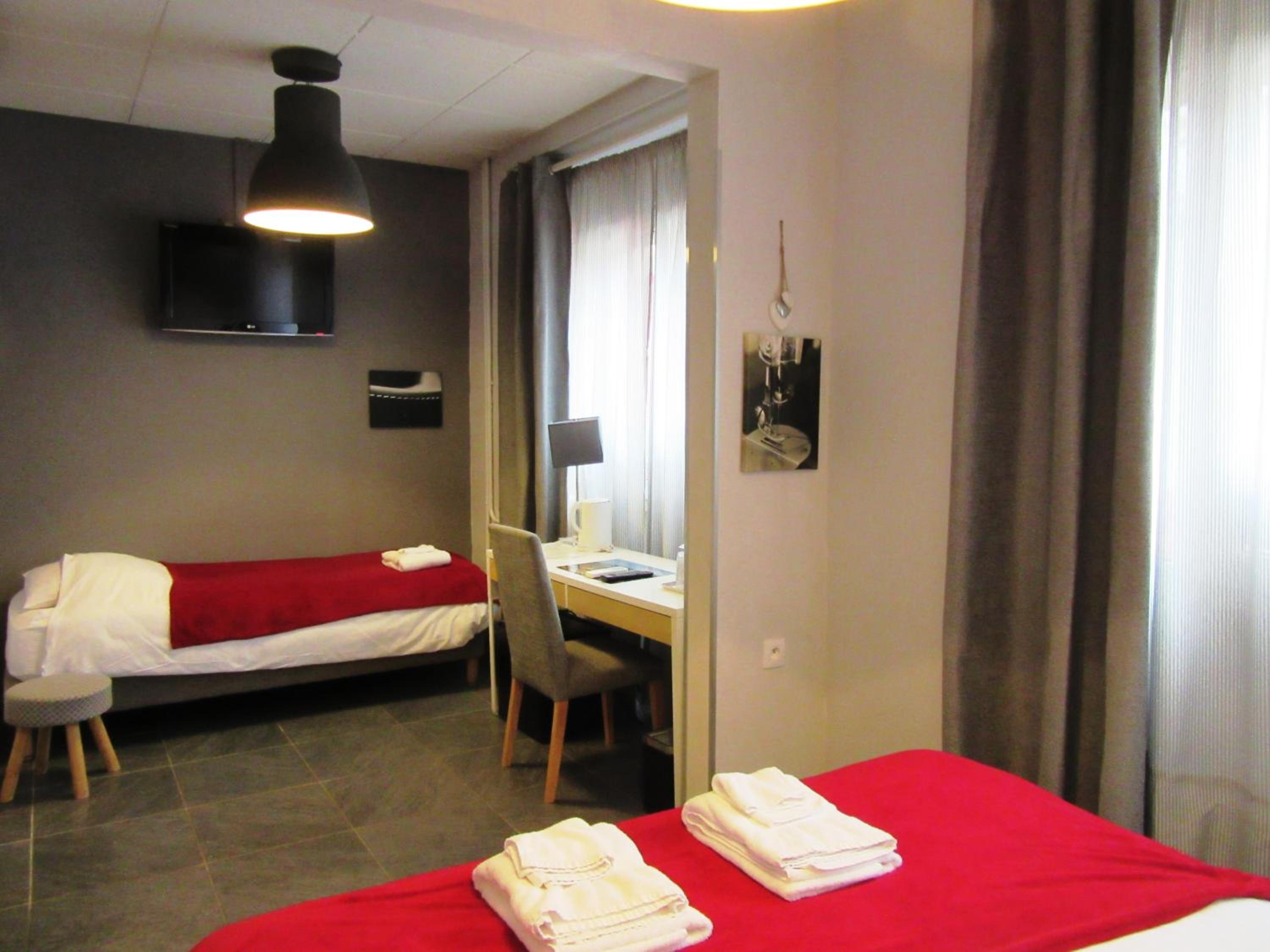 Comfort Triple Room photo 2