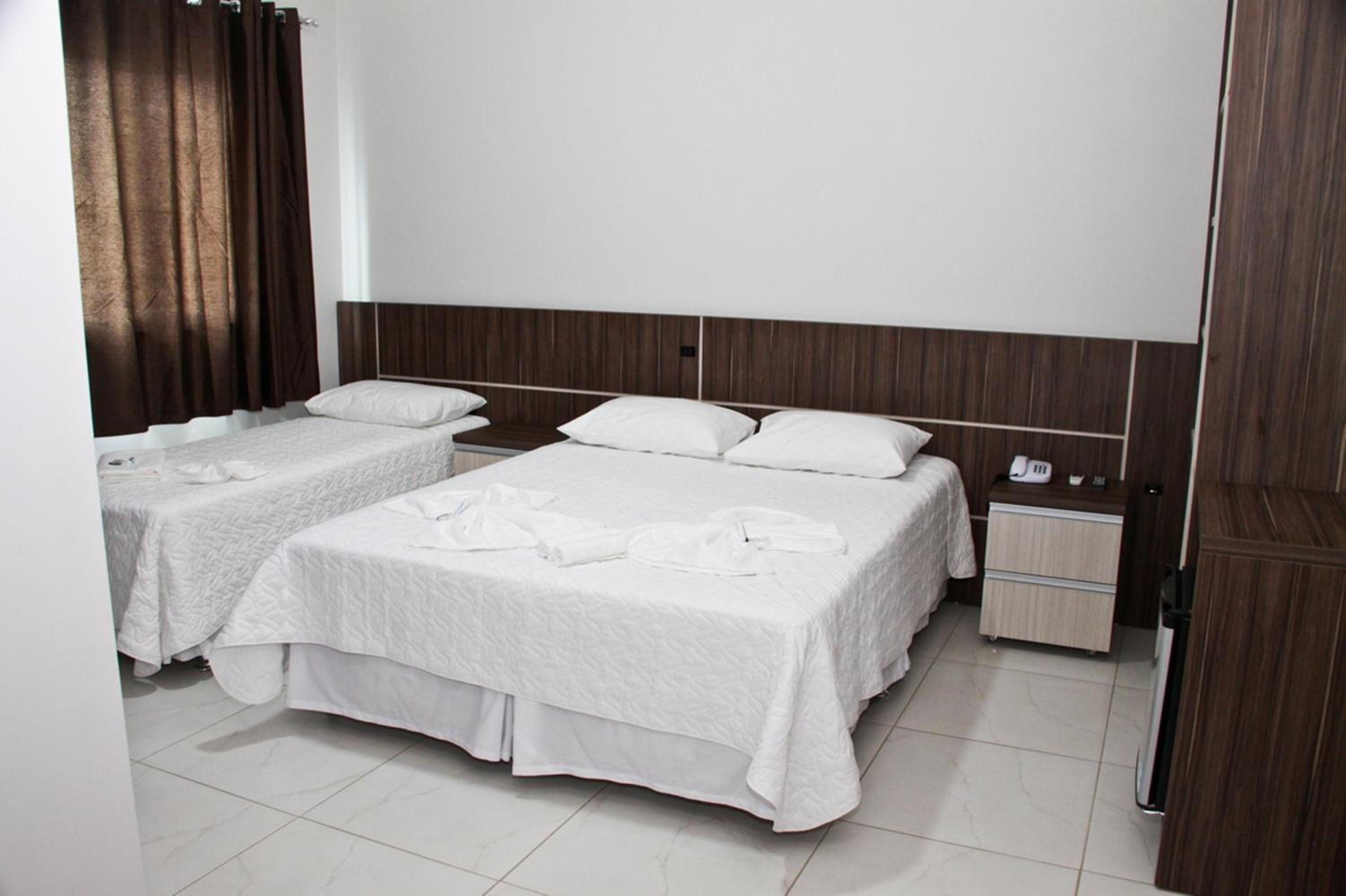 Triple Room (1 double bed and 1 single bed) photo 1