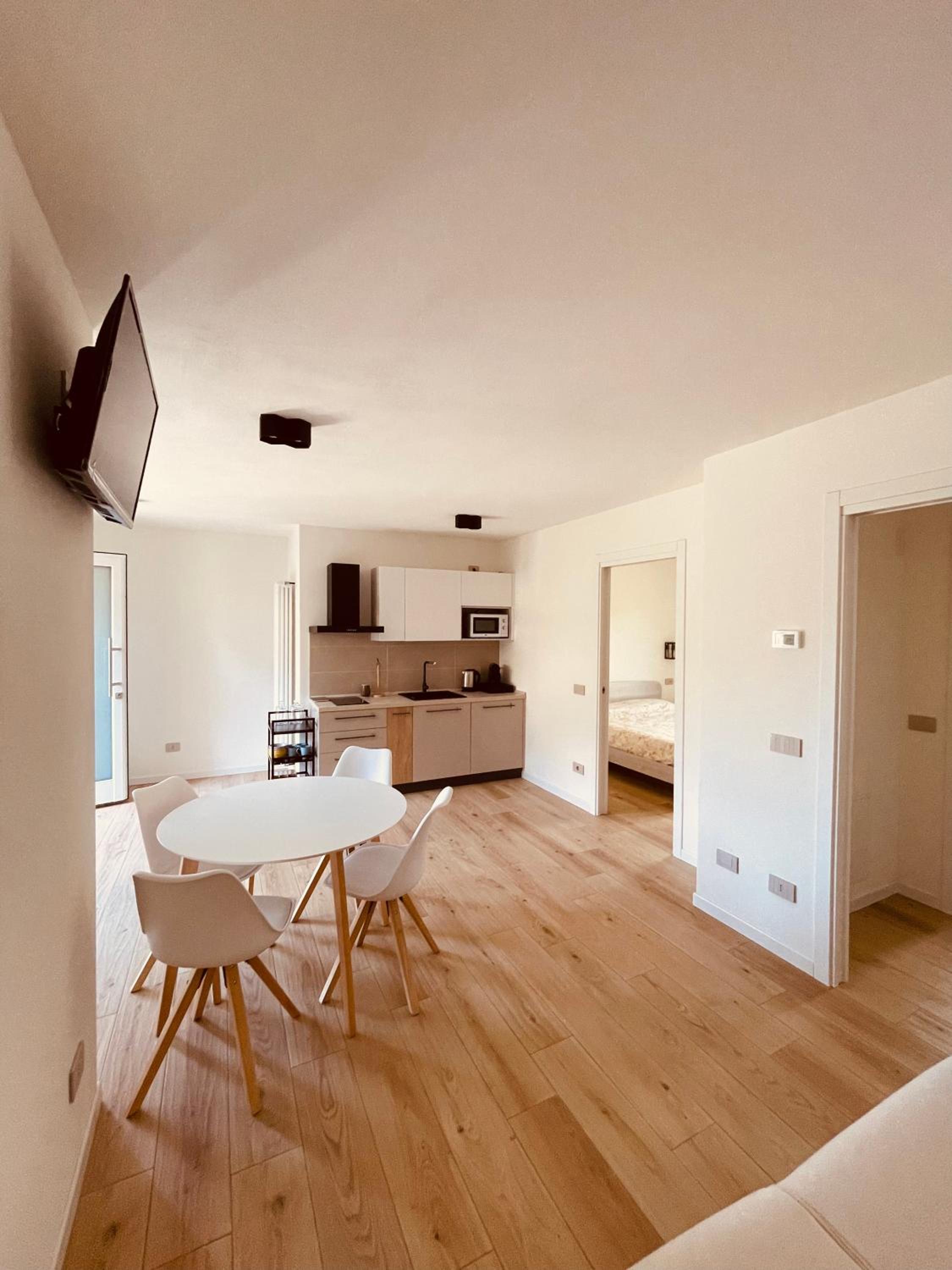 Apartment photo 3